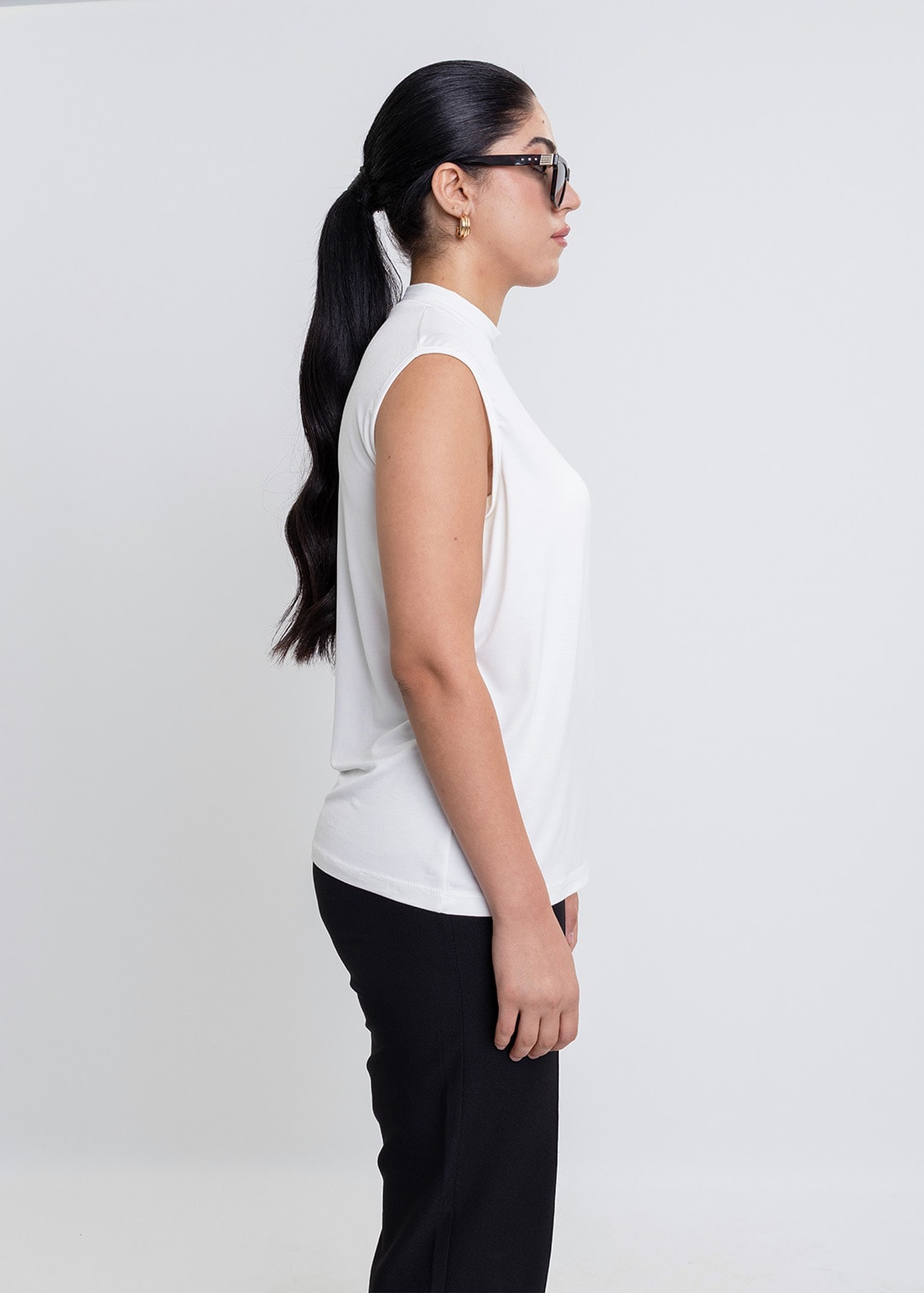 Revna Atelier Soft Yarım Balıkçı Kolsuz Ekru Bluz İçlik