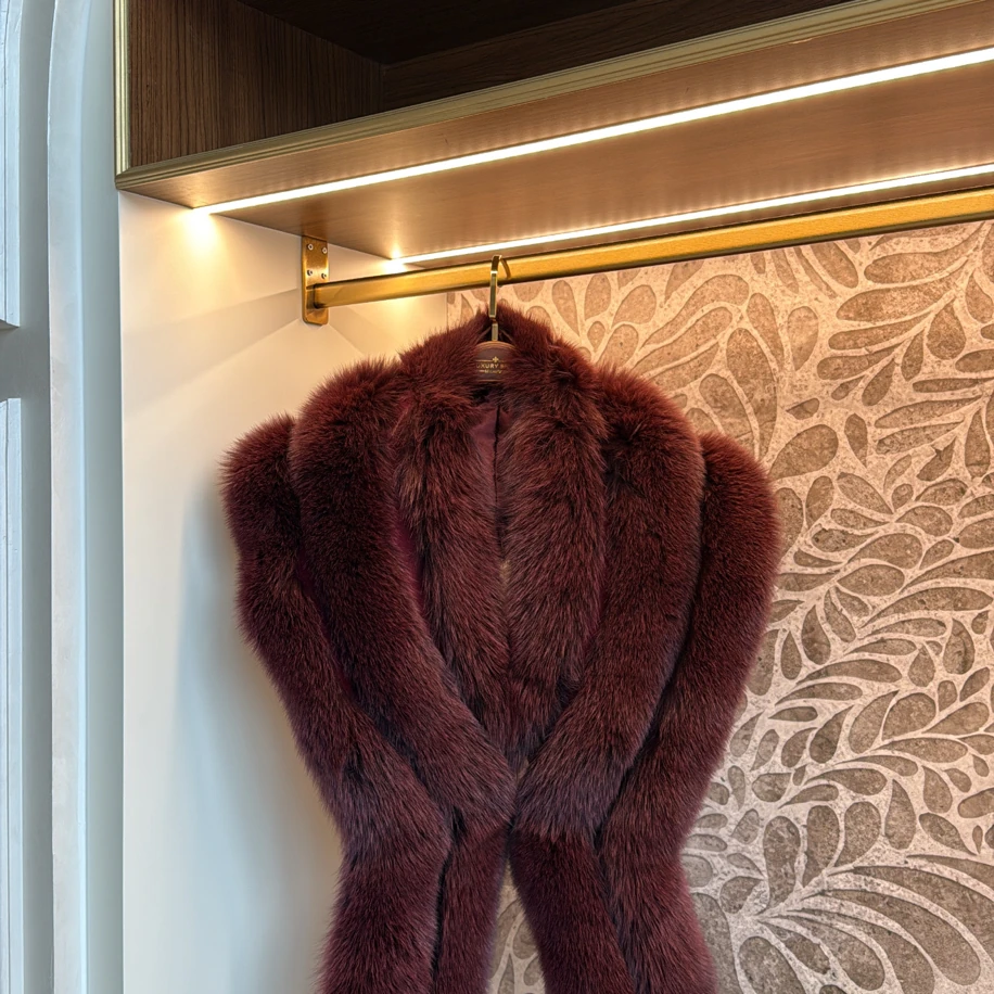 Regnal Fox Fur Collar