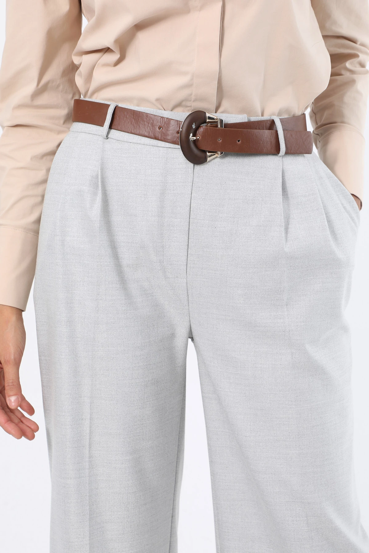 Kemer aksesuarlı kapri pantolon EL-1101