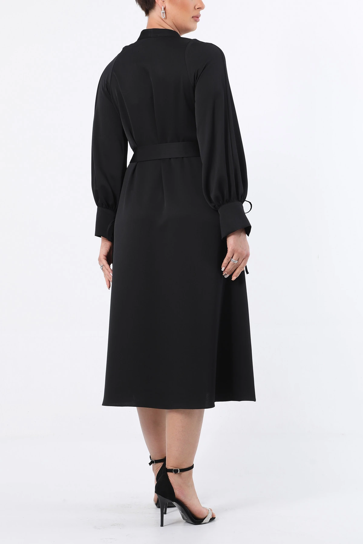 Korsajlı 'V' yaka saten elbise EL-4137-B