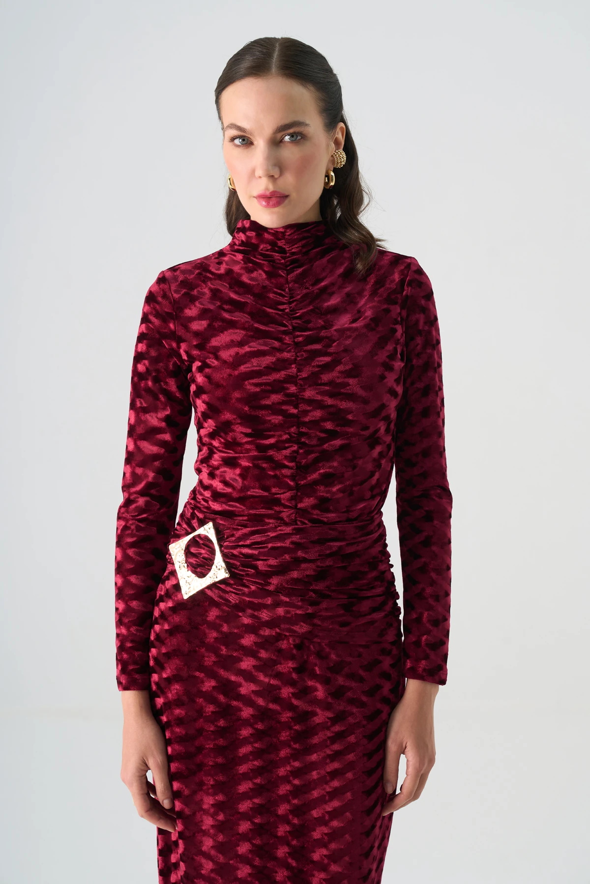 Gold aksesuarlı büzgü detaylı kadife ikili takım EL-2773