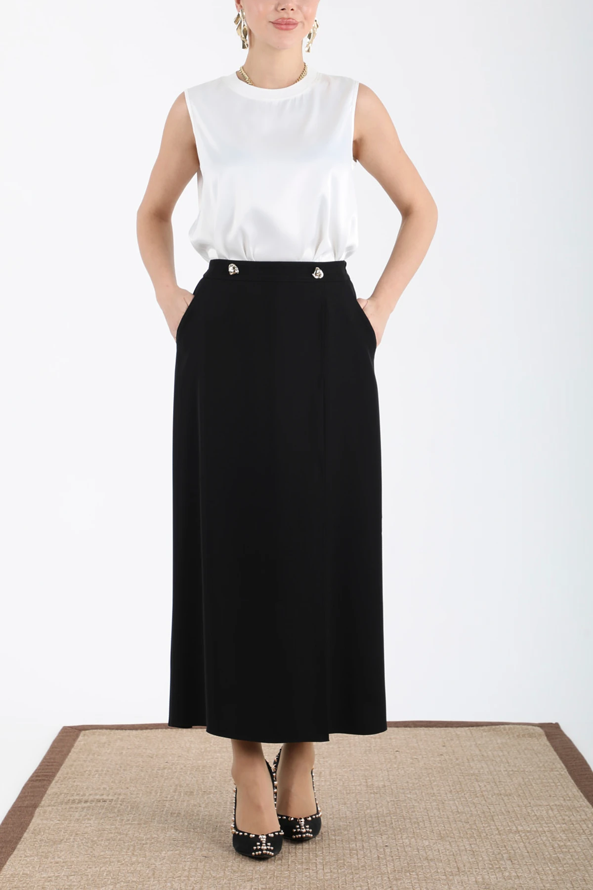 Metal aksesuarli midi etek EL-1176 - SİYAH