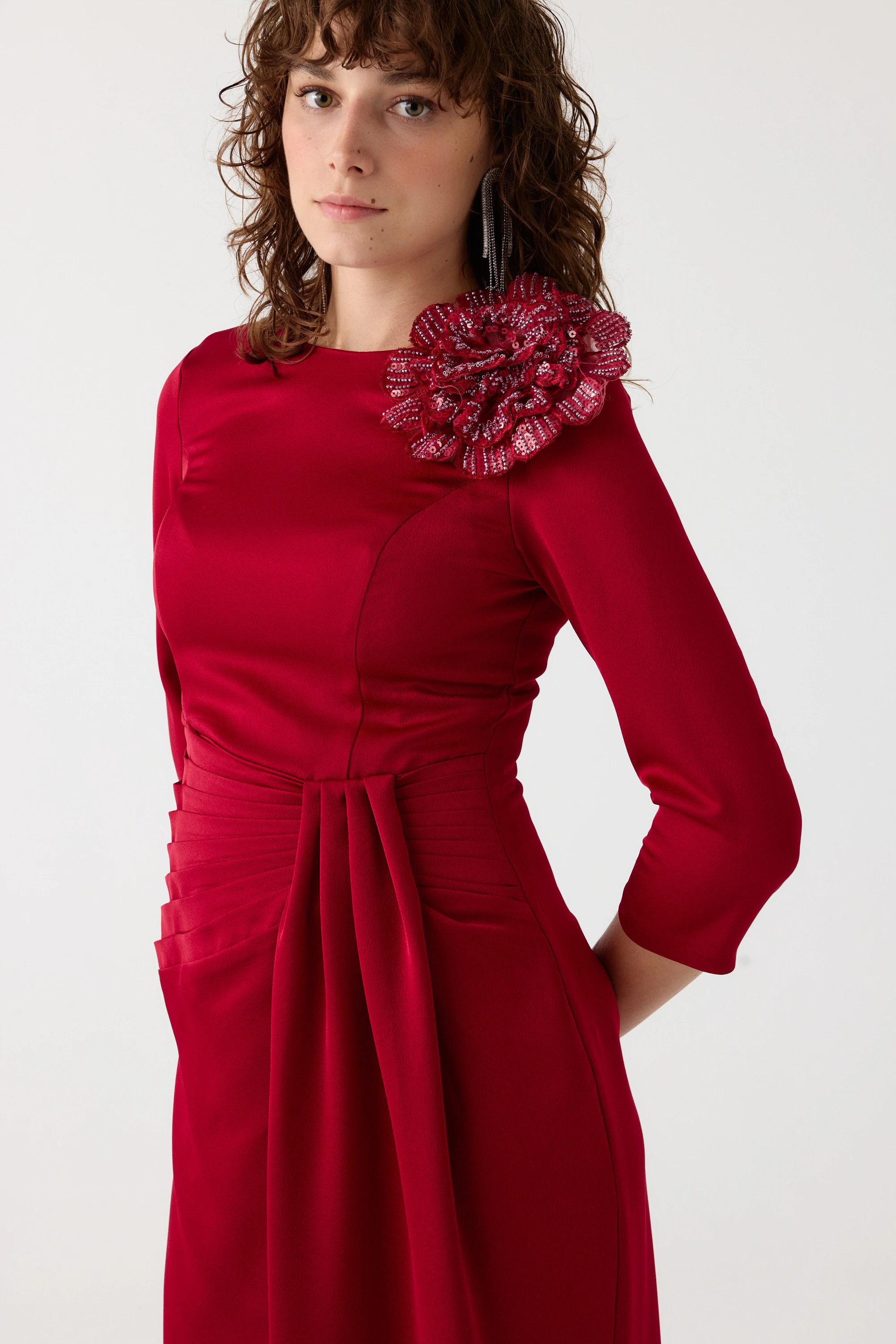 Beli piliseli kokteyl elbise EL-4355