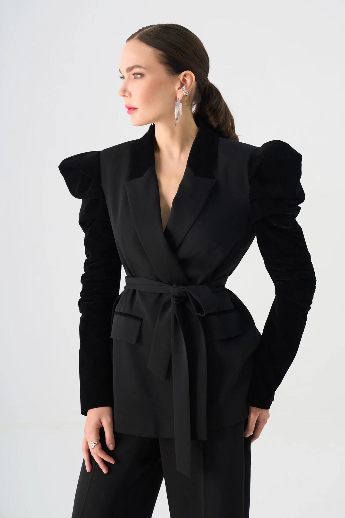 Kadın Siyah Kuşaklı Vatkalı Takım EL-2779