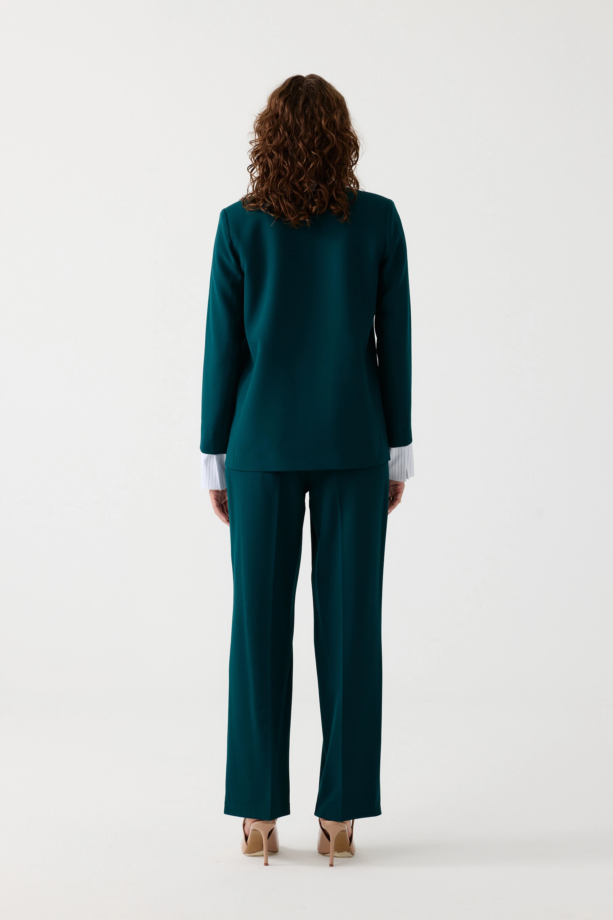 Çizgi garnili metal aksesuarlı takım EL-2707