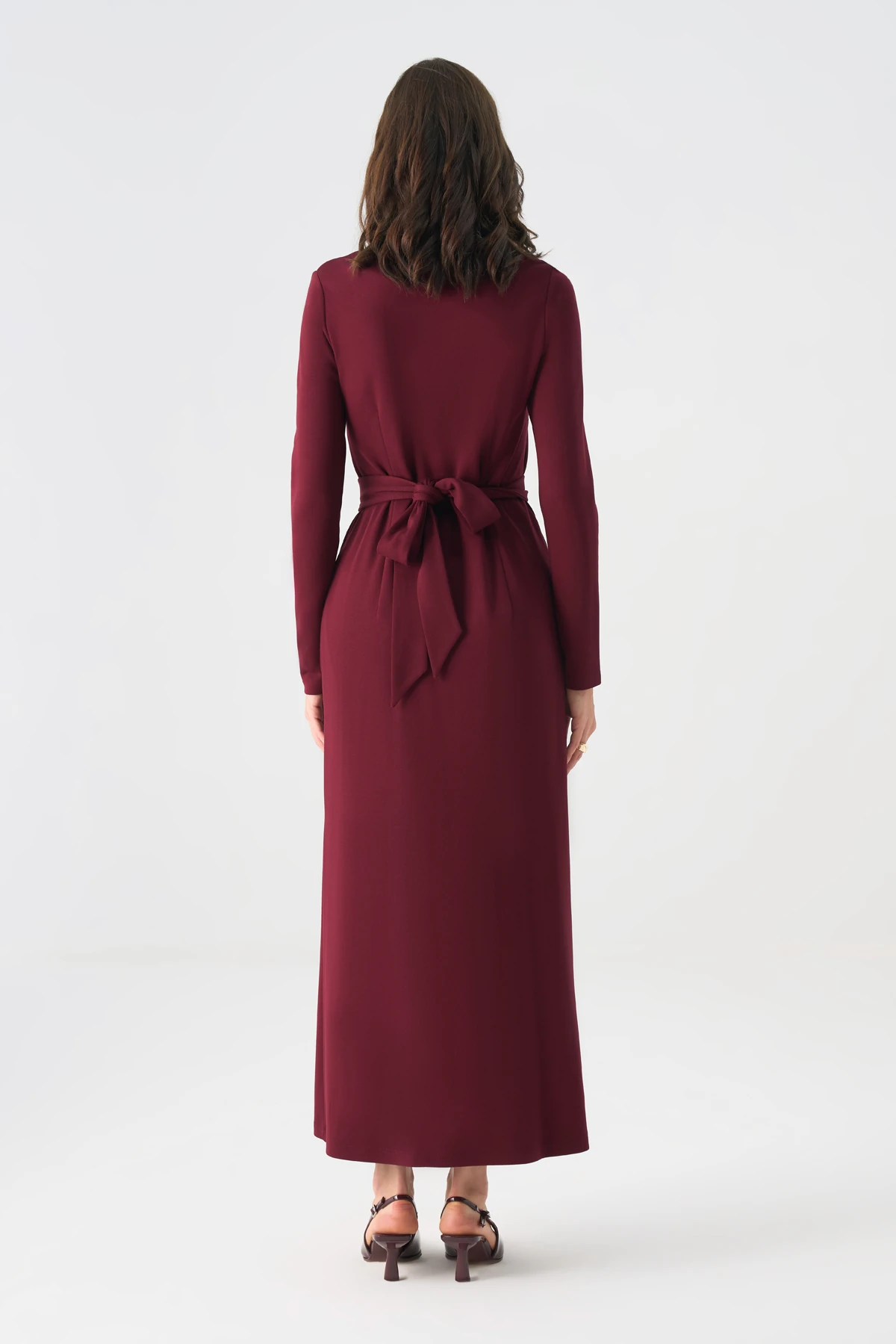 'V' yakalı belden kuşaklı örme elbise EL-4414