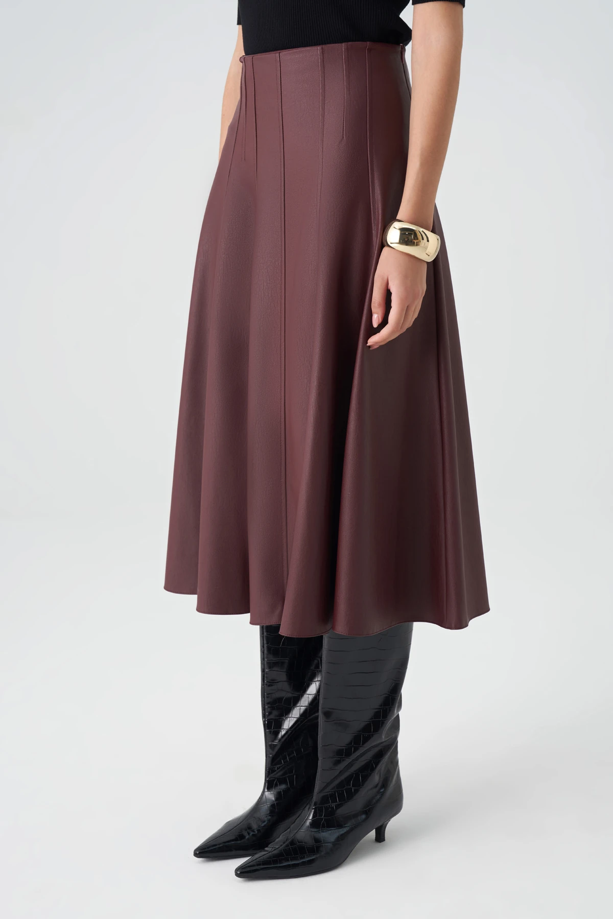 Kulp detaylı midi deri etek EL-1275