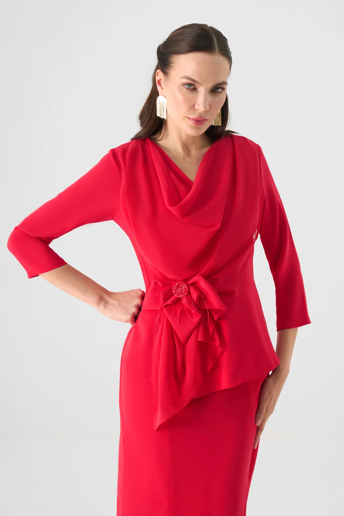 Degaje yaka şifon garnili midi elbise EL-4373