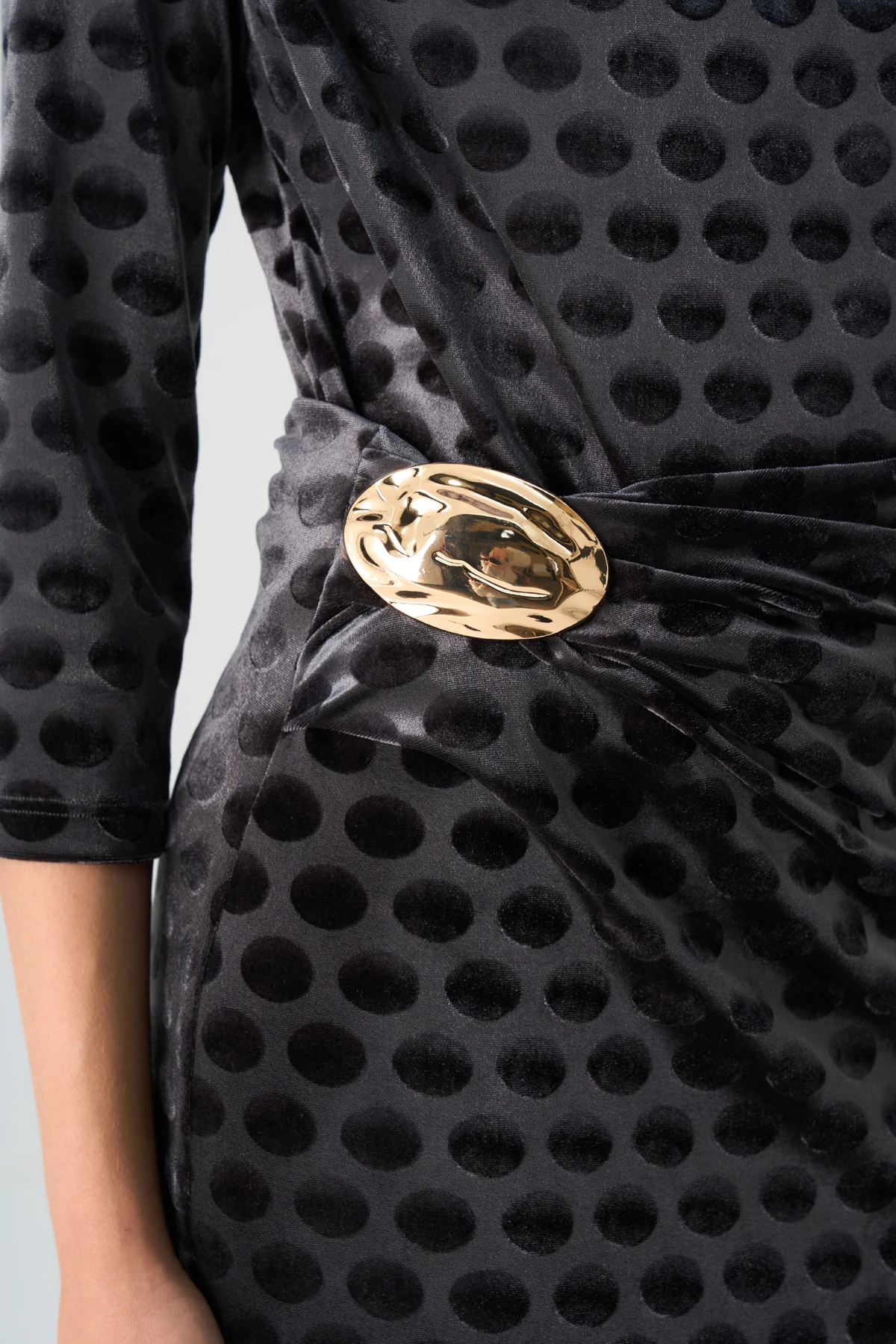 Degaje Yakalı Beli Aksesuarlı Kadife İkili Takım EL-2772