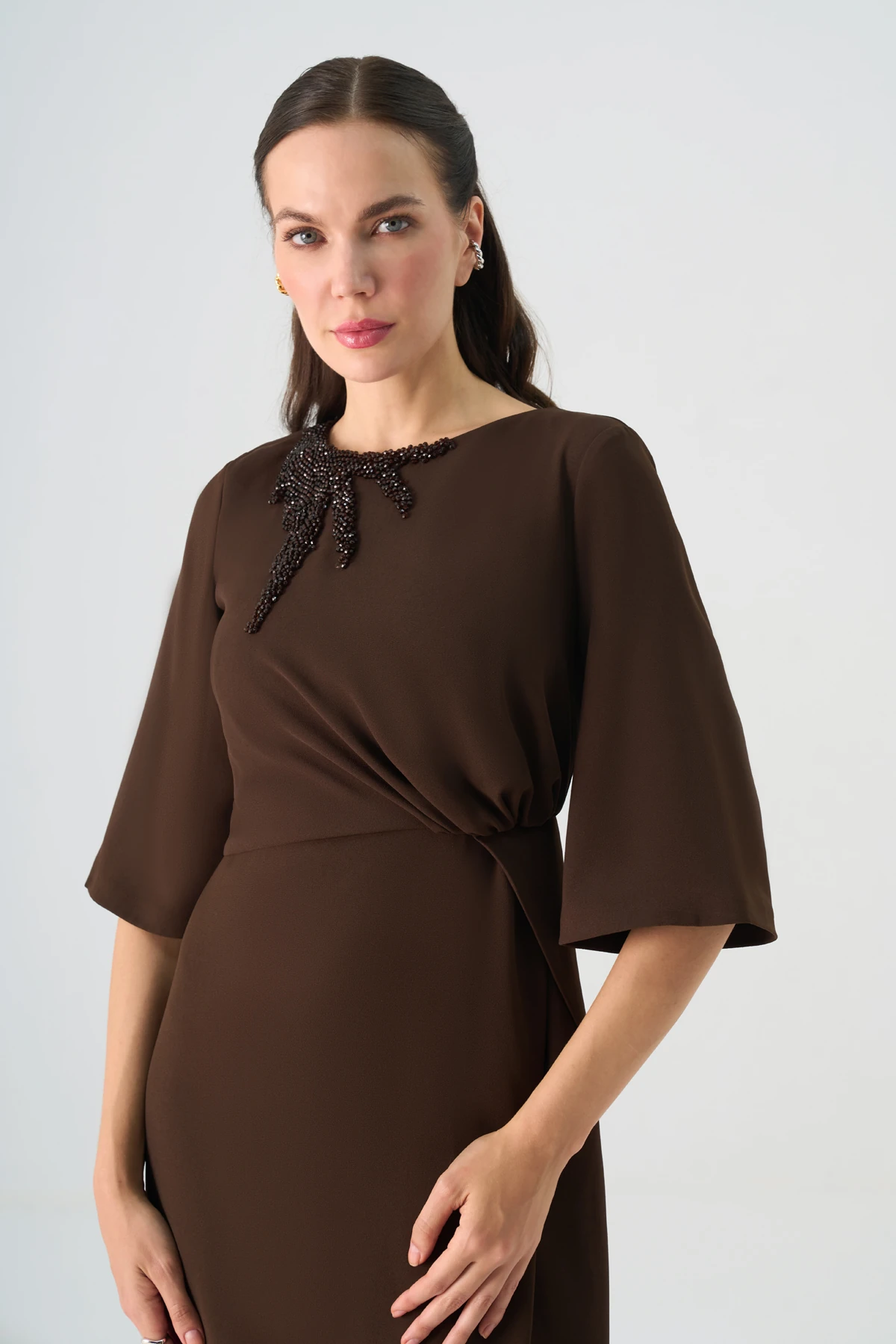 El işi boncuklu drapeli krep elbise EL-4360