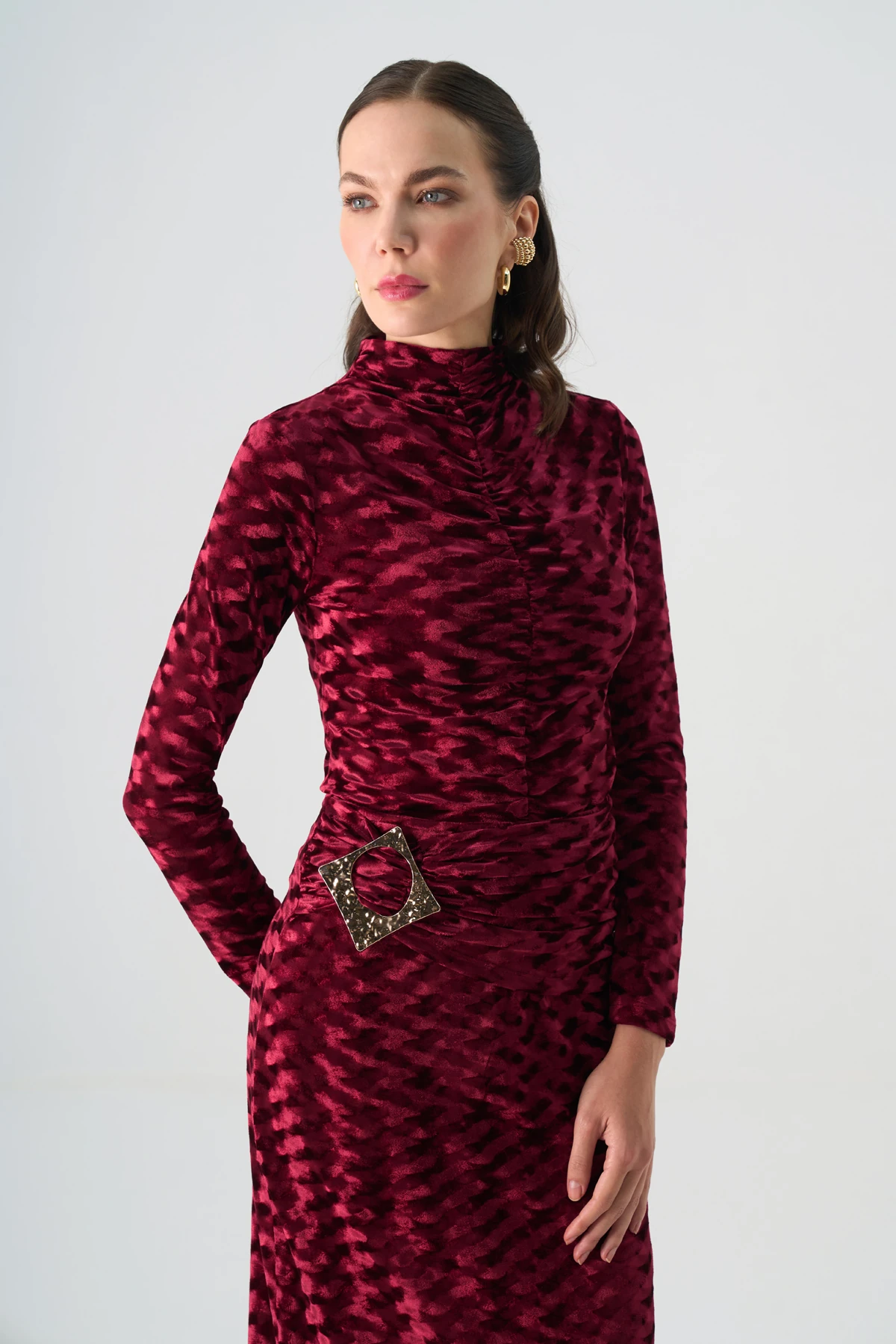 Gold aksesuarlı büzgü detaylı kadife ikili takım EL-2773