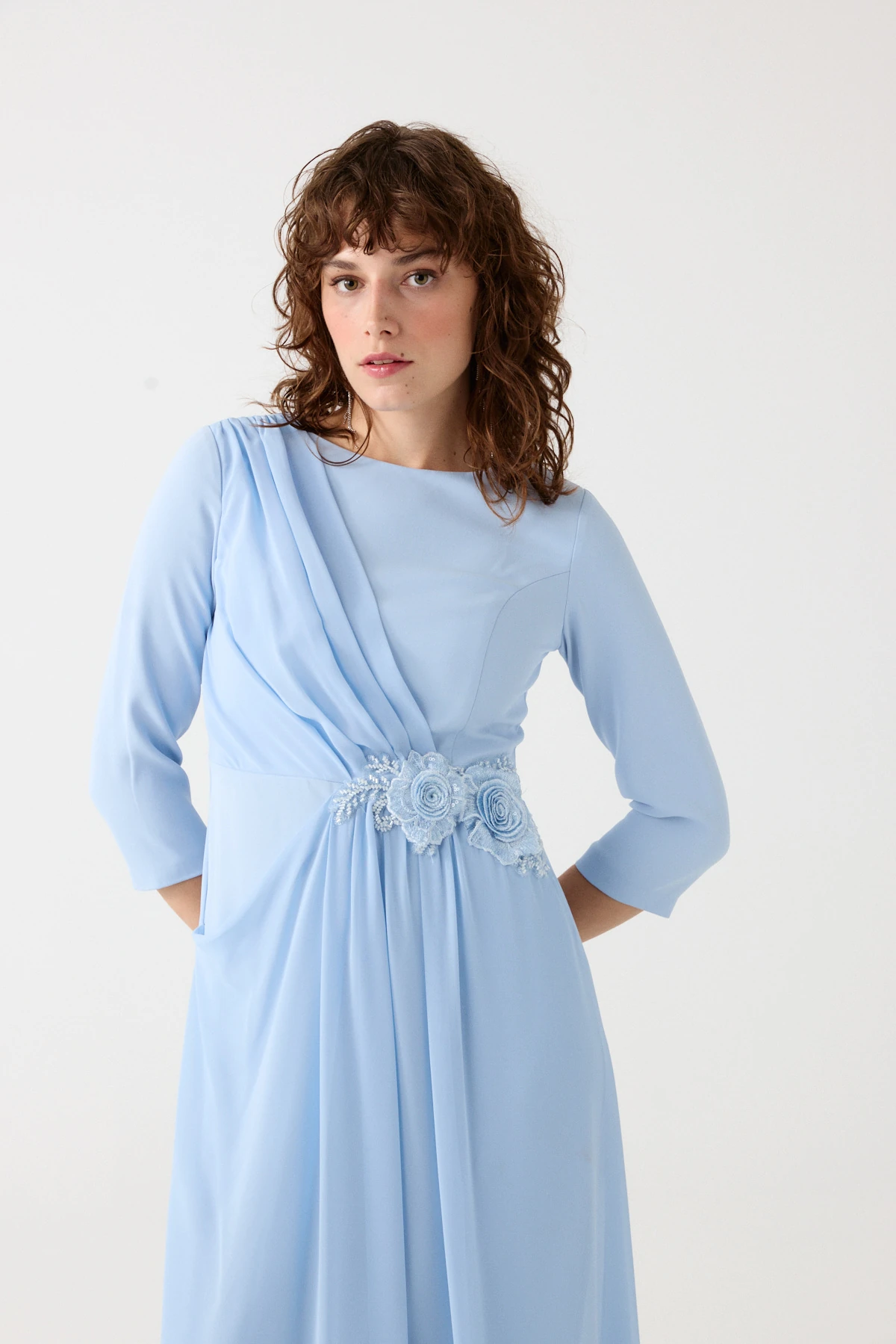 Aplikeli uzun kol elbise EL-4358