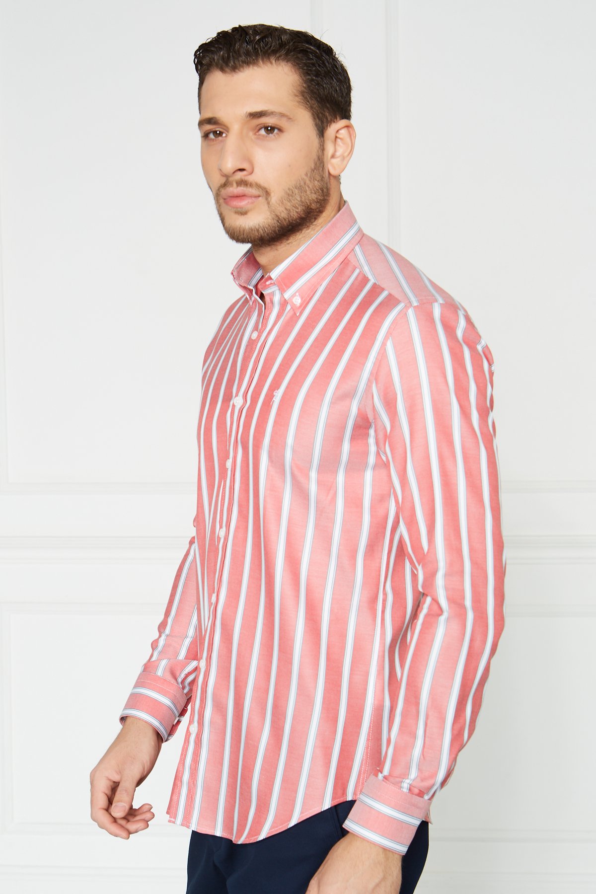 Yaka Düğmeli Slim Fit Klasik Gömlek - Kırmızı-Beyaz