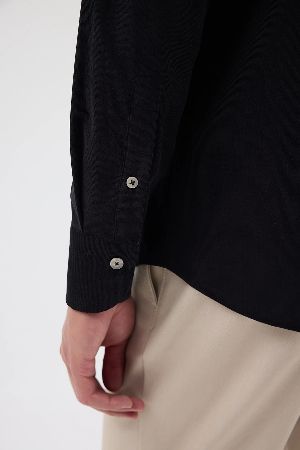 Kadife Yaka Düğmeli %100 Pamuk Comfort Fit Erkek Gömlek - Siyah