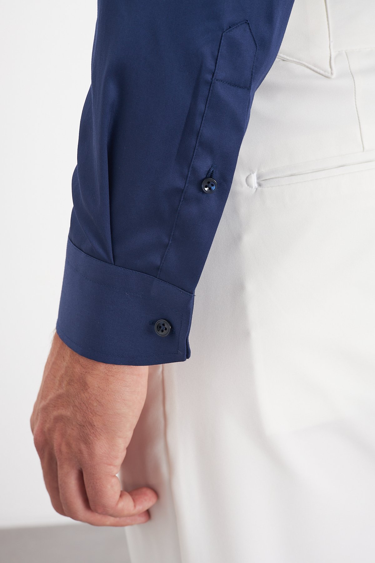 Yaka İğneli Comfort Fit %100 Pamuk Erkek Gömlek - Lacivert