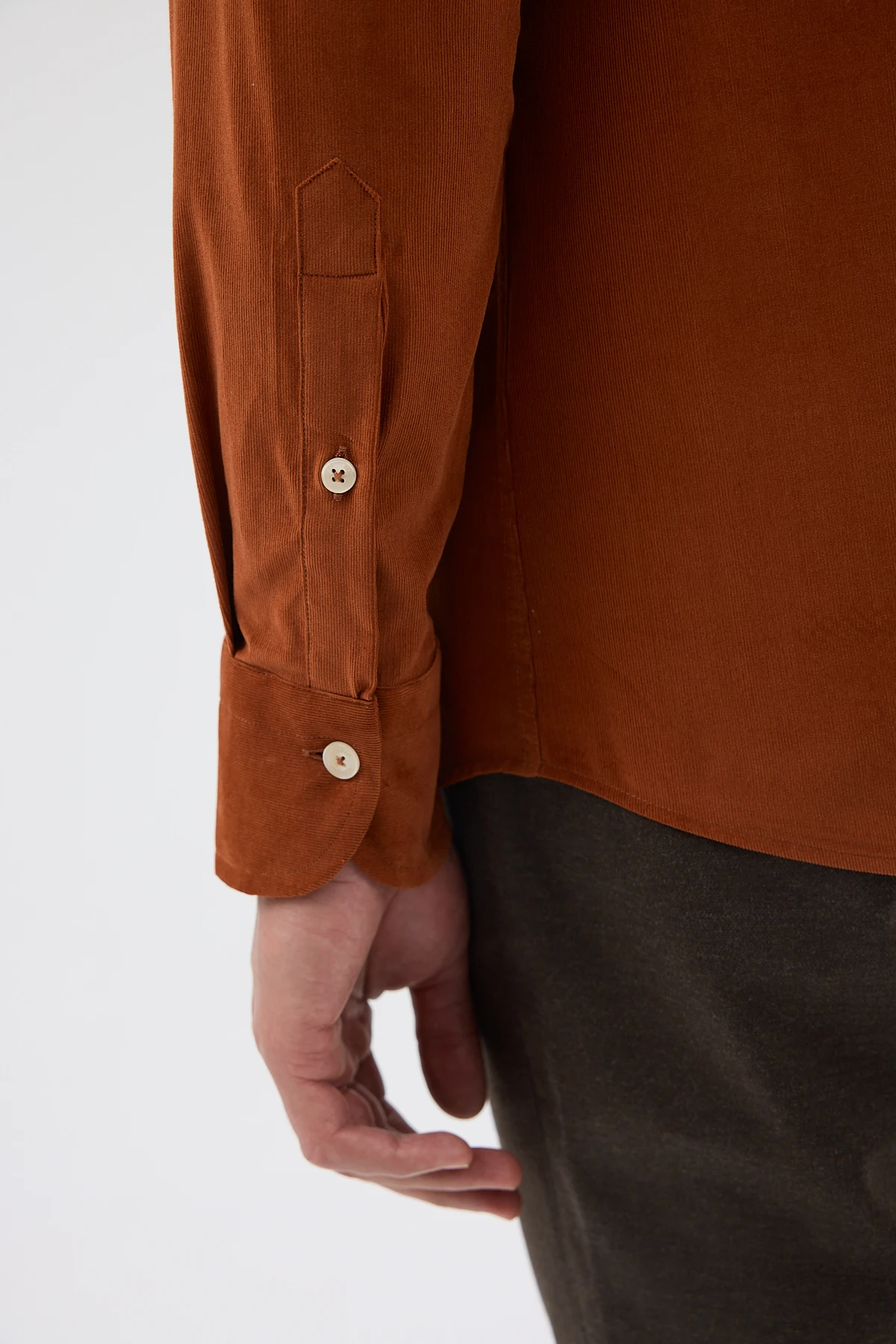 Kadife Yaka Düğmeli %100 Pamuk Comfort Fit Erkek Gömlek - Tarçın