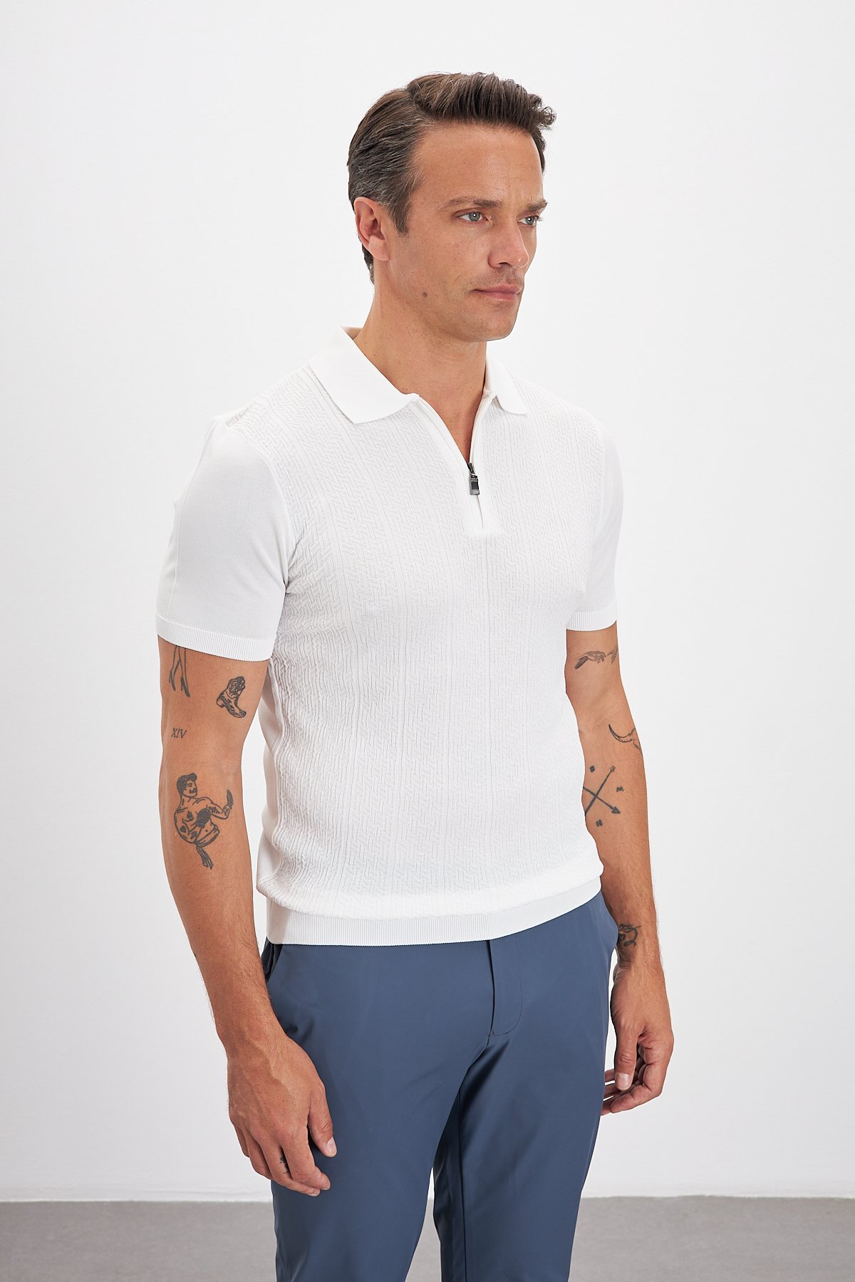 Desenli Fermuarlı Polo Yaka Triko Erkek T-shirt - Beyaz
