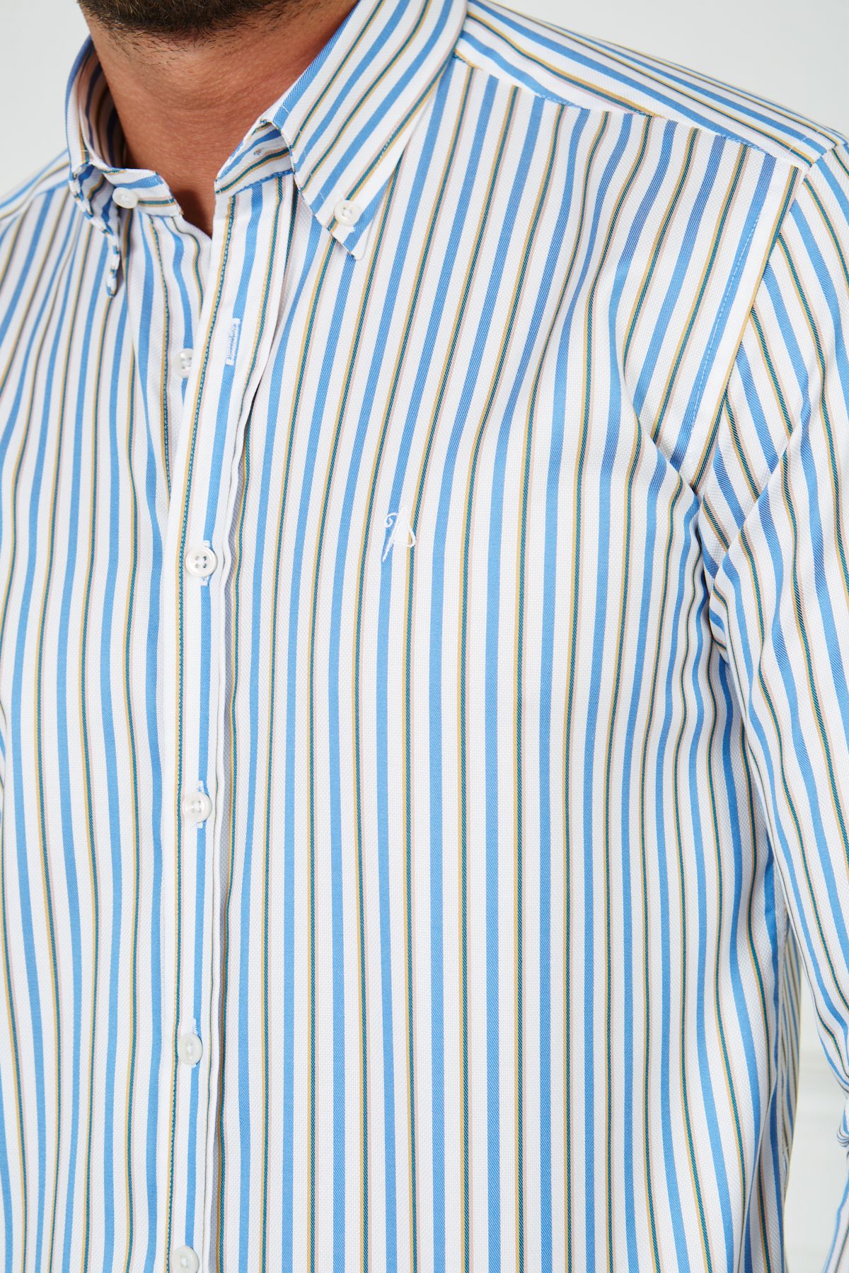 Yaka Düğmeli Slim Fit Klasik Gömlek - Saten Beyaz
