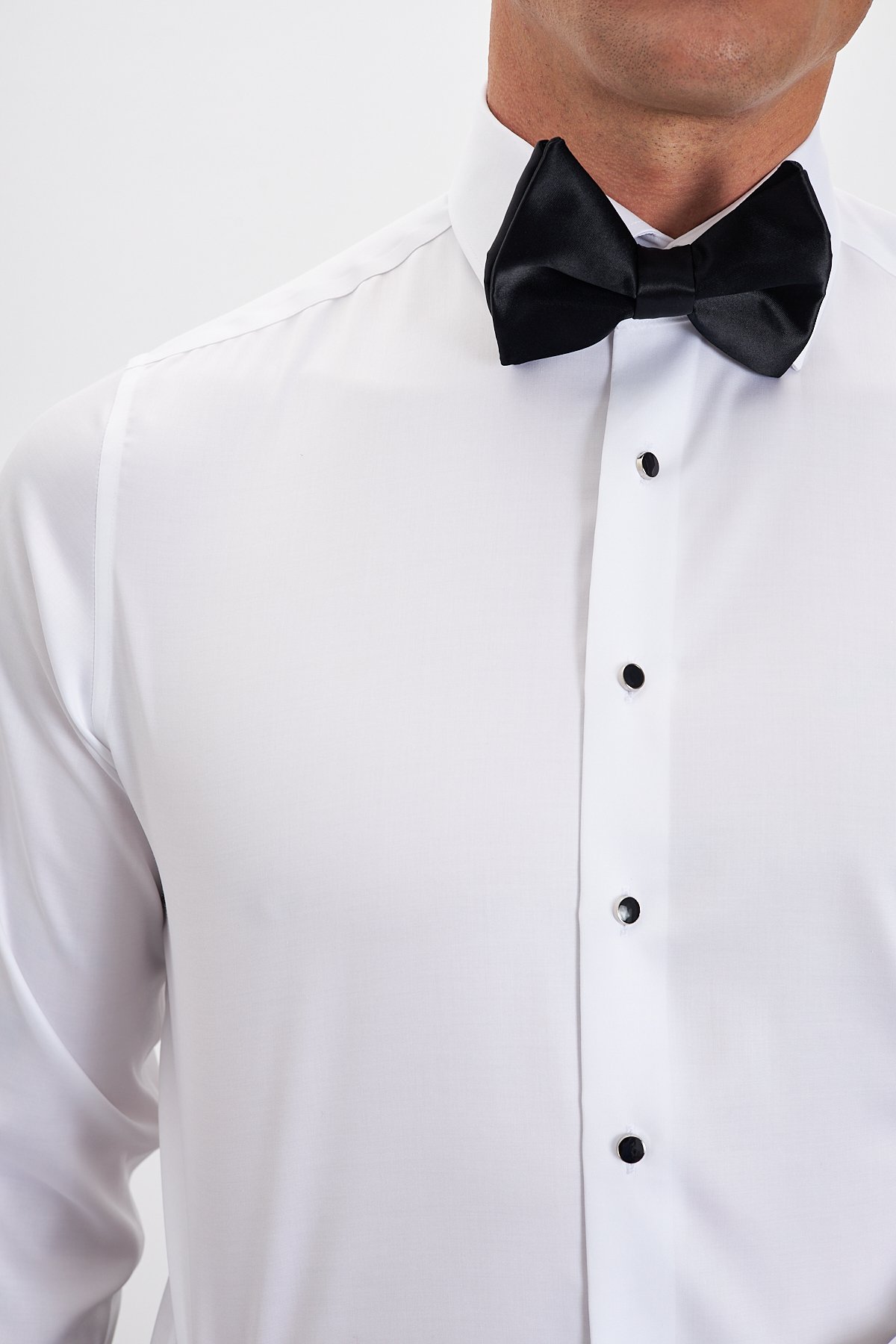 Ütü Gerektirmeyen %100 Pamuk Non Iron Comfort Fit Klasik Yaka Smokin Gömlek - Beyaz