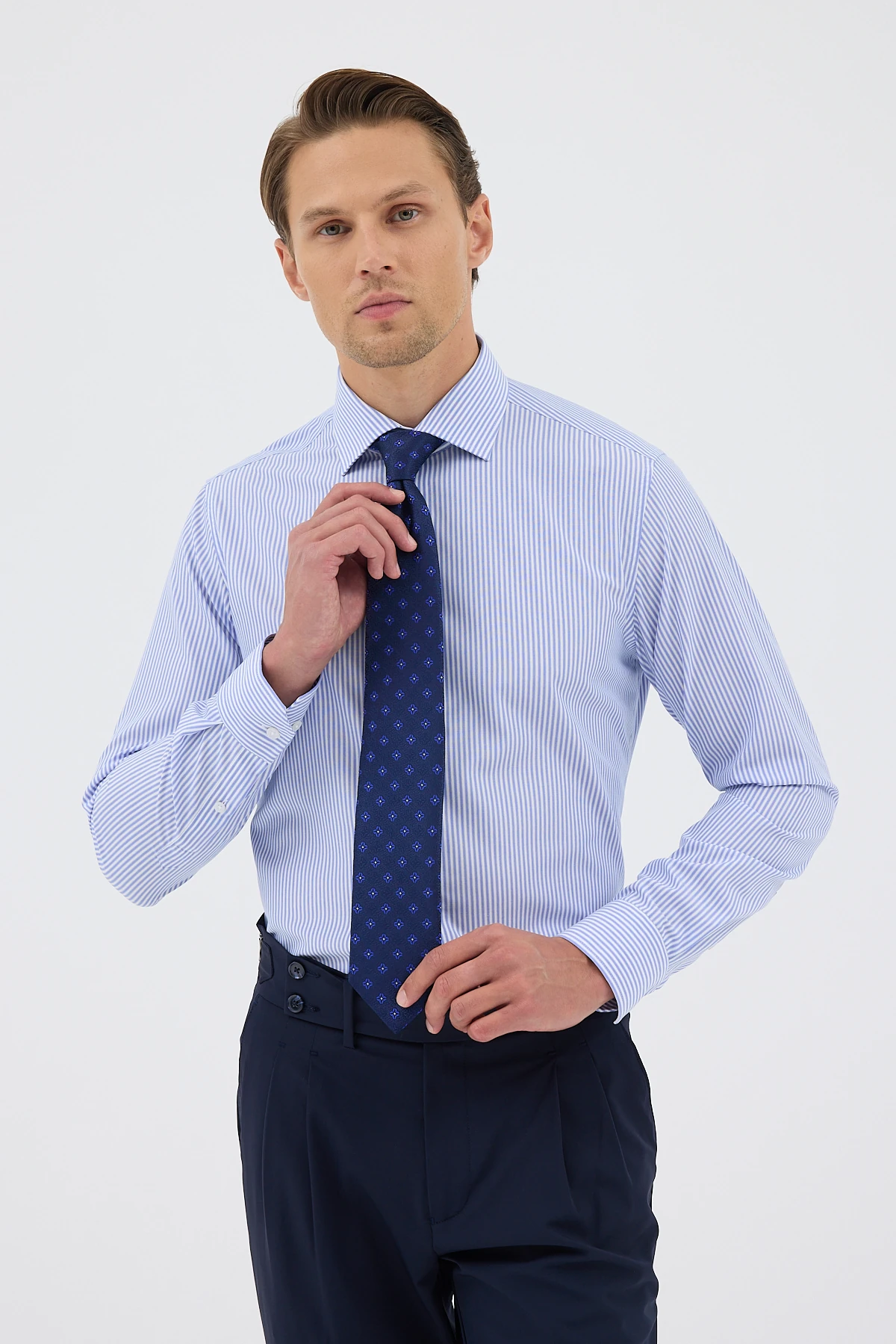 Non Iron Koyu Mavi Çizgili %100 Pamuk Comfort Fit Gömlek