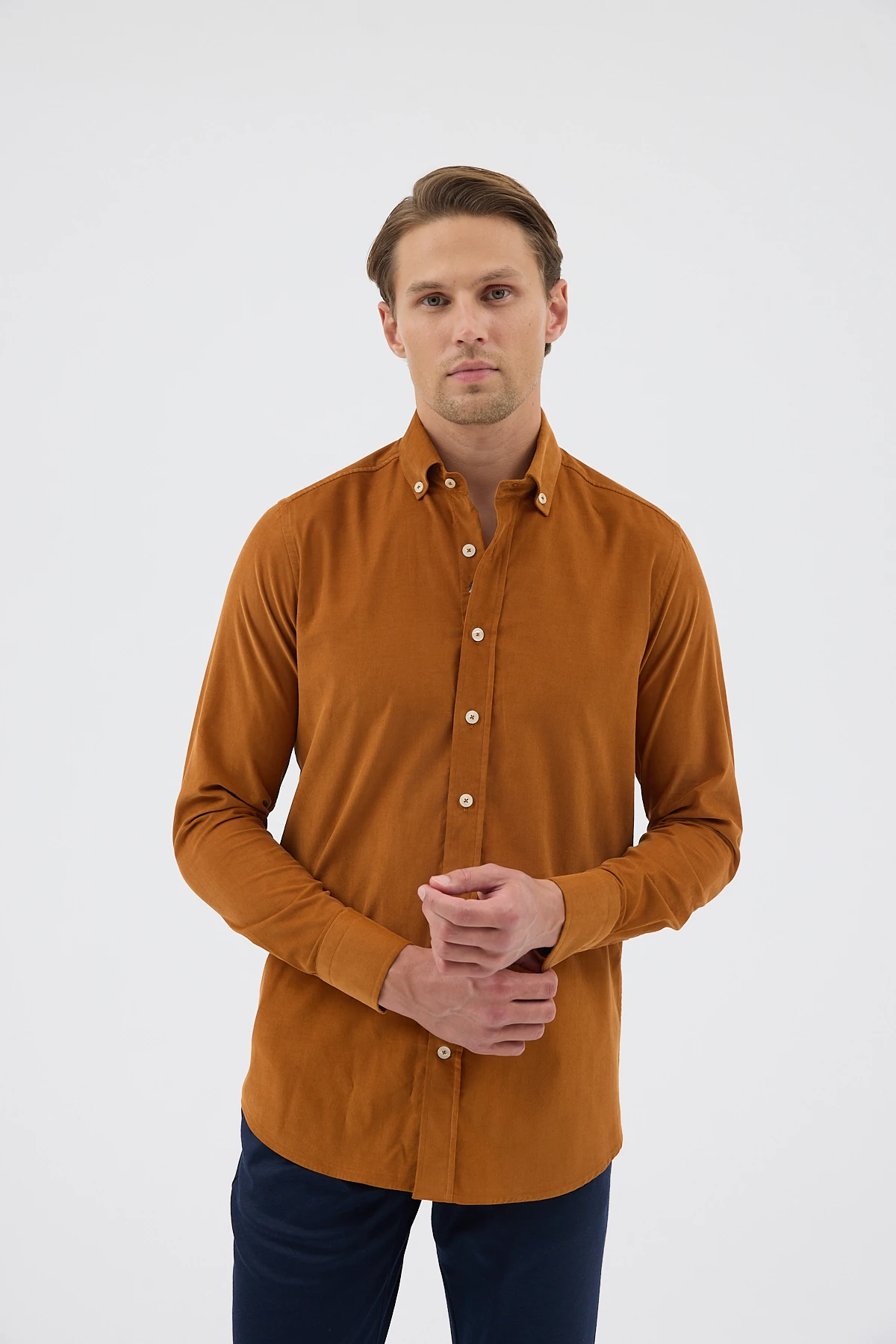 Kadife Yaka Düğmeli %100 Pamuk Comfort Fit Erkek Gömlek - Hardal