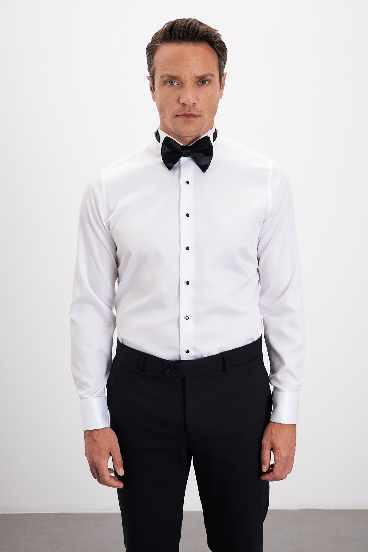 Ütü Gerektirmeyen %100 Pamuk Non Iron Ata Yaka Comfort Fit Smokin Gömlek