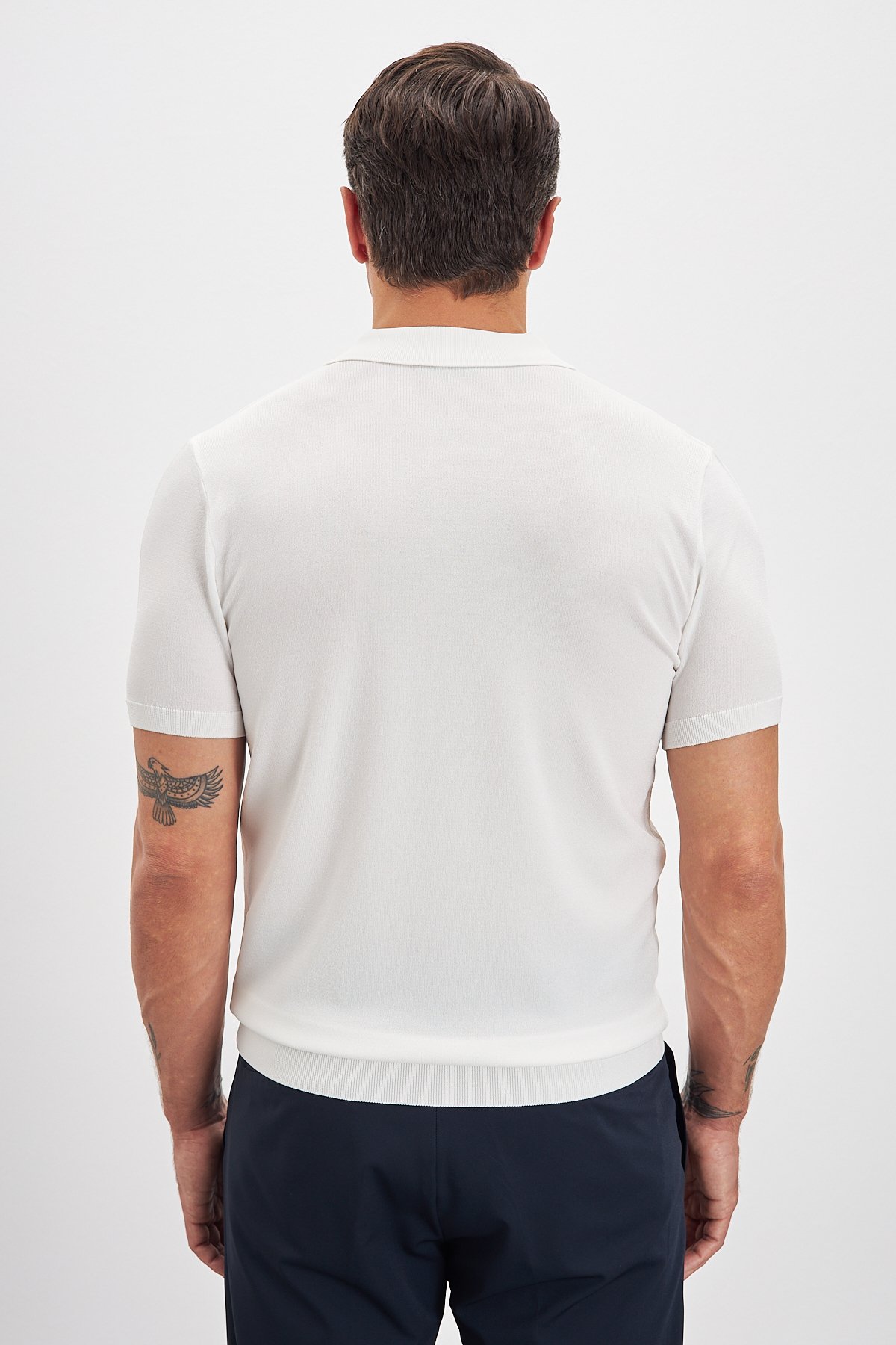Düğmeli Pola Yaka Erkek T-shirt