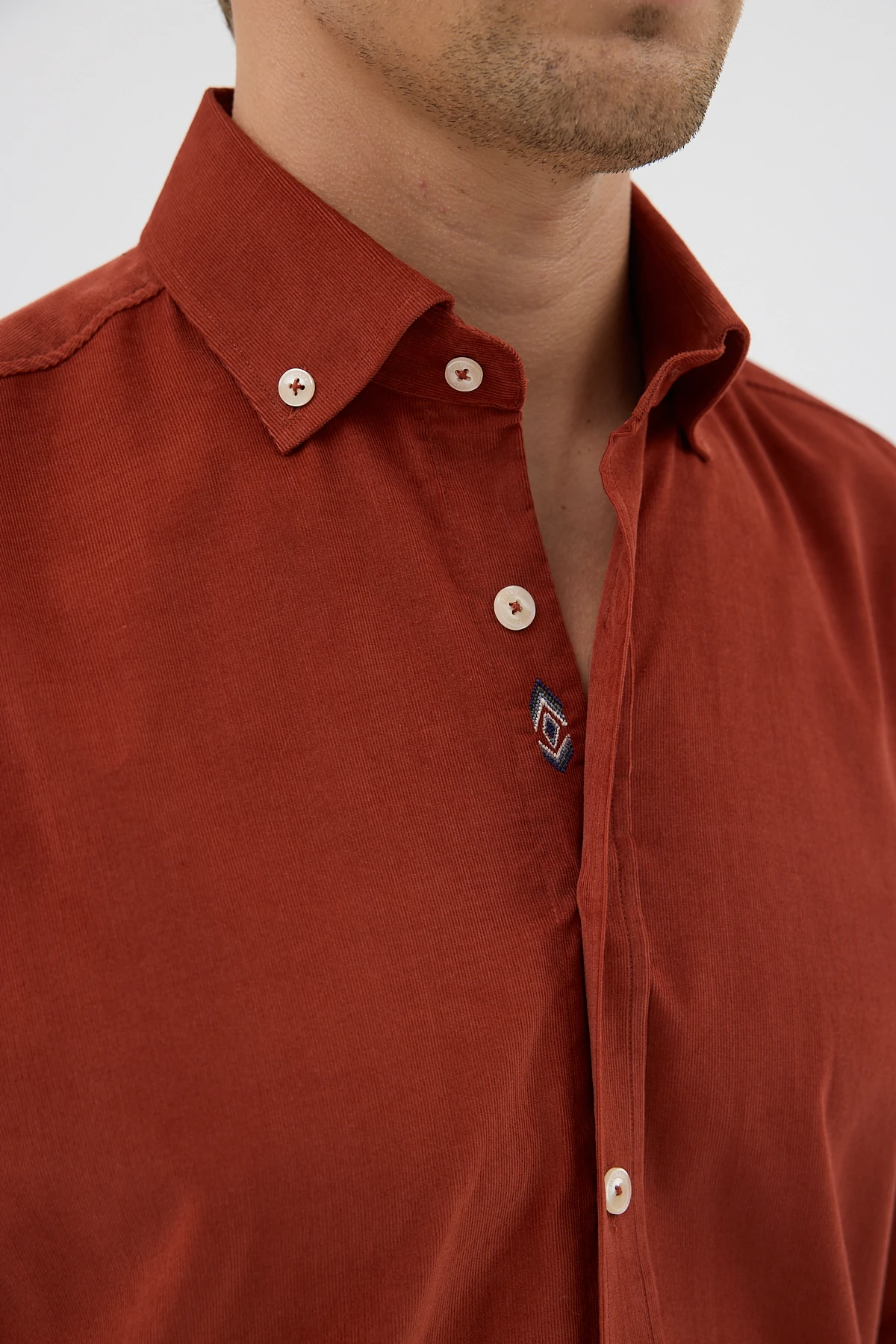 Kadife Yaka Düğmeli %100 Pamuk Comfort Fit Erkek Gömlek - Kiremit