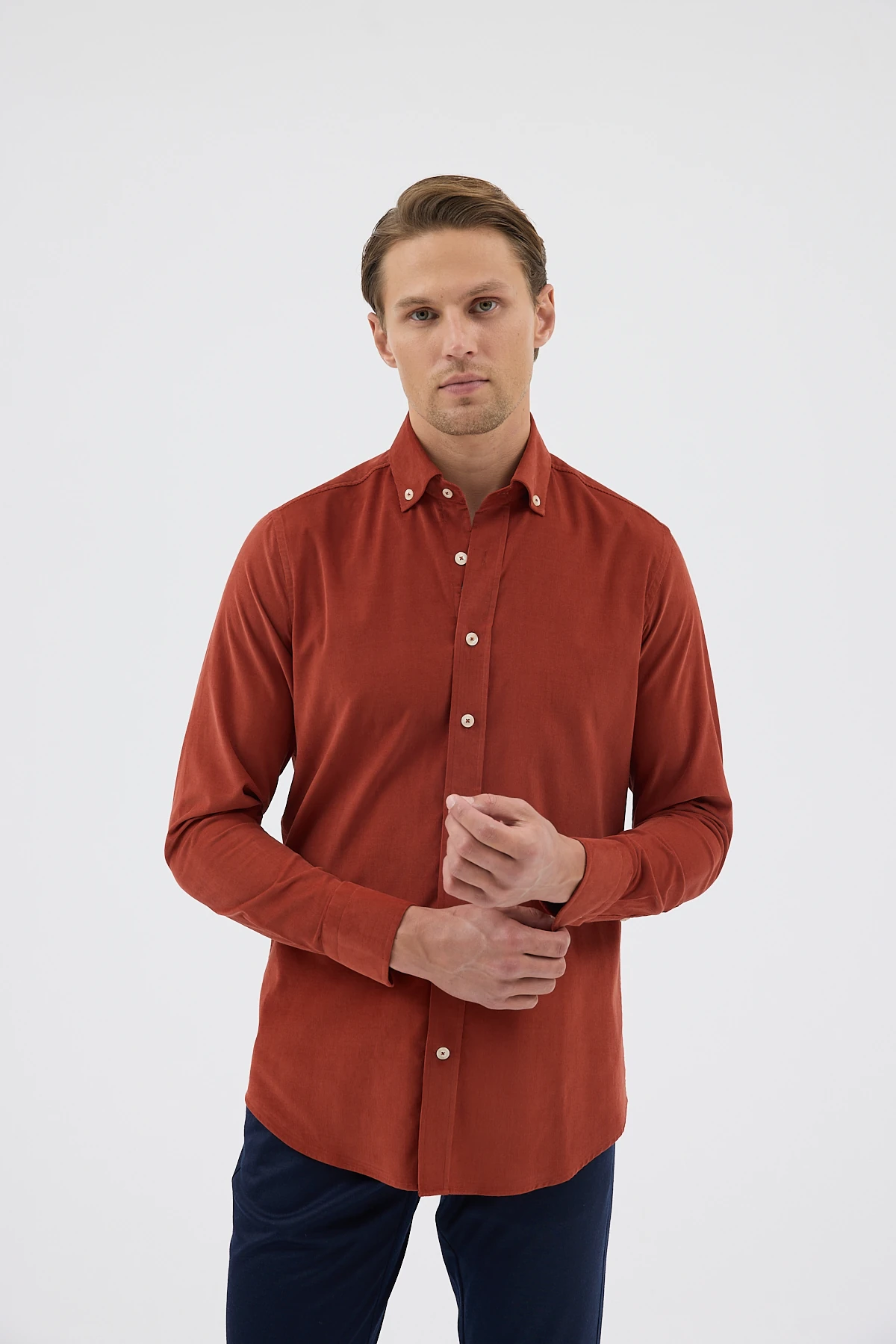 Kadife Yaka Düğmeli %100 Pamuk Comfort Fit Erkek Gömlek - Kiremit