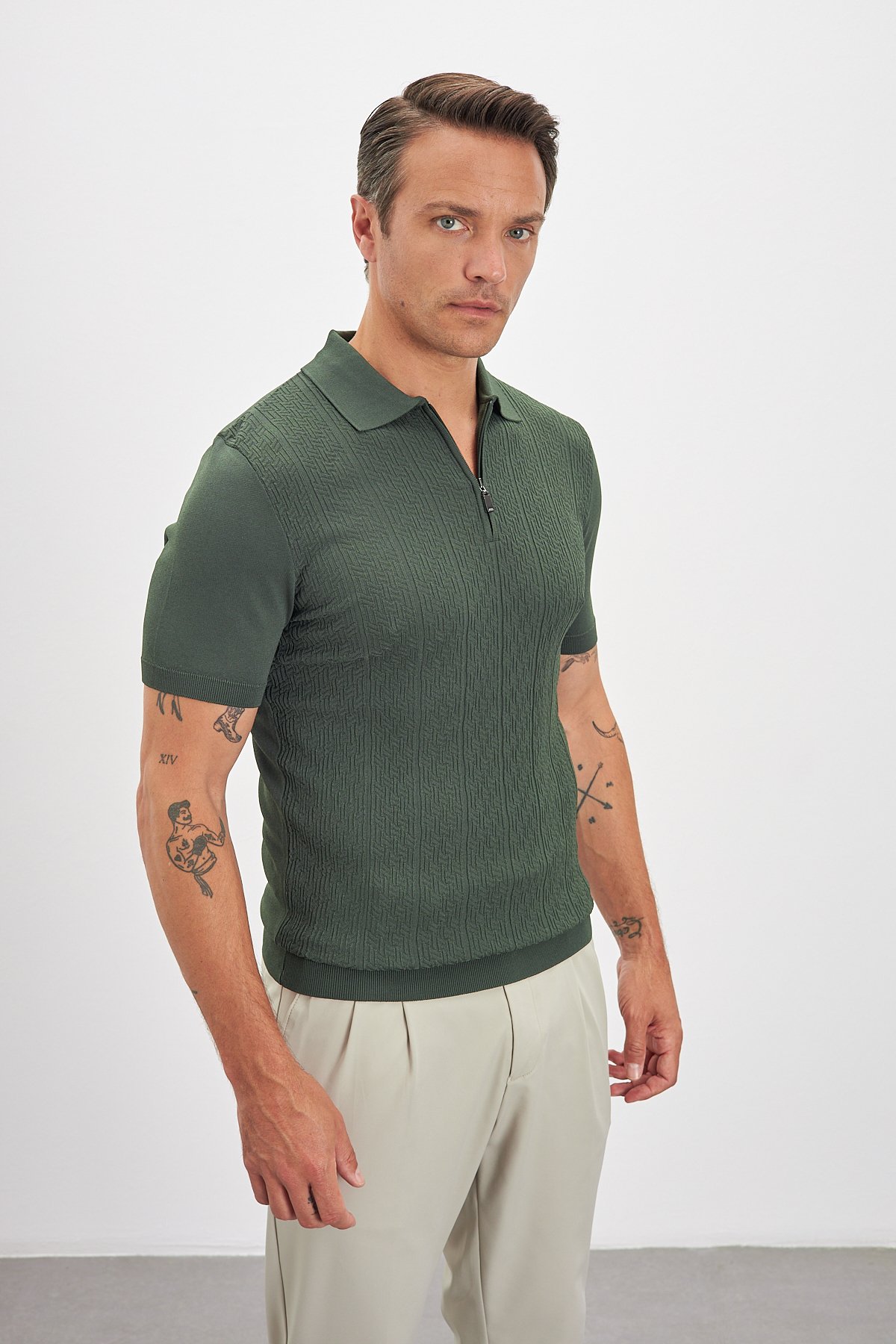 Desenli Fermuarlı Polo Yaka Triko Erkek T-shirt - Haki