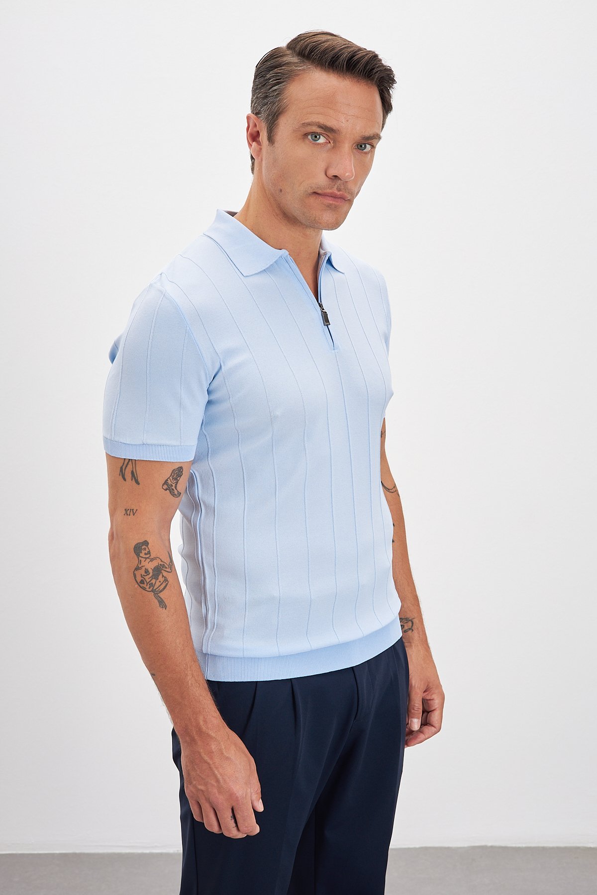 Fermuarlı Polo Yaka Çizgi Desenli Triko Erkek T-Shirt