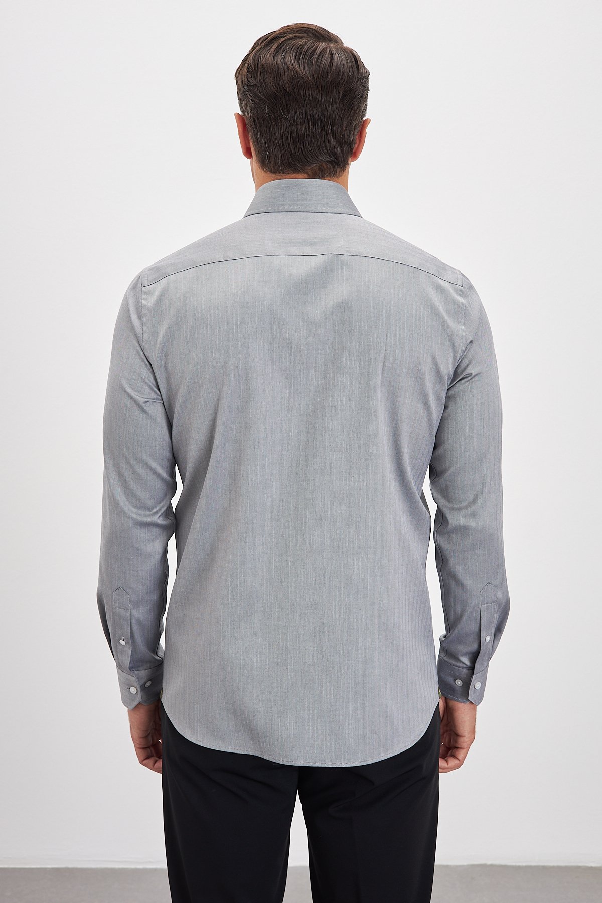 %100 Pamuk Comfort Fit Balıksırtı Desenli Klasik Yaka Gömlek - Siyah