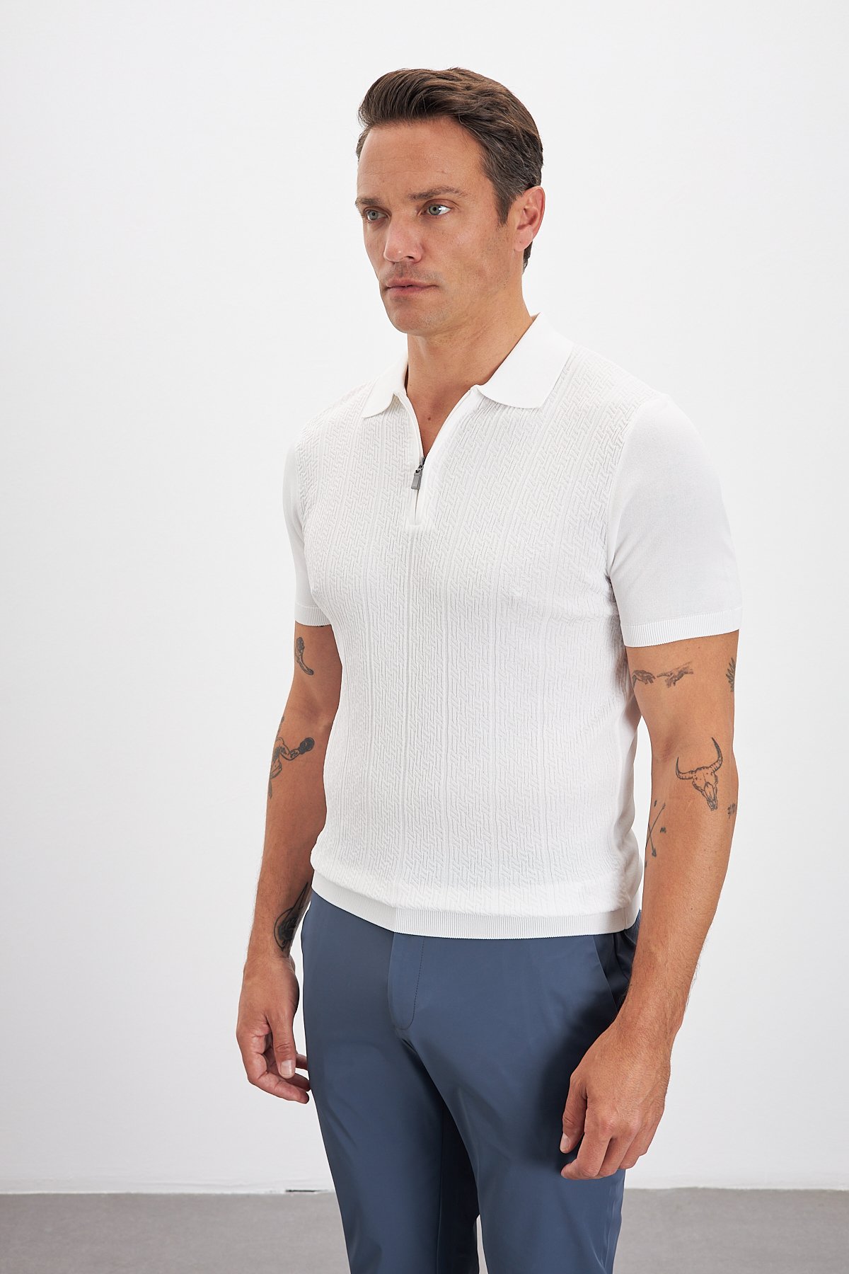 Desenli Fermuarlı Polo Yaka Triko Erkek T-shirt - Beyaz