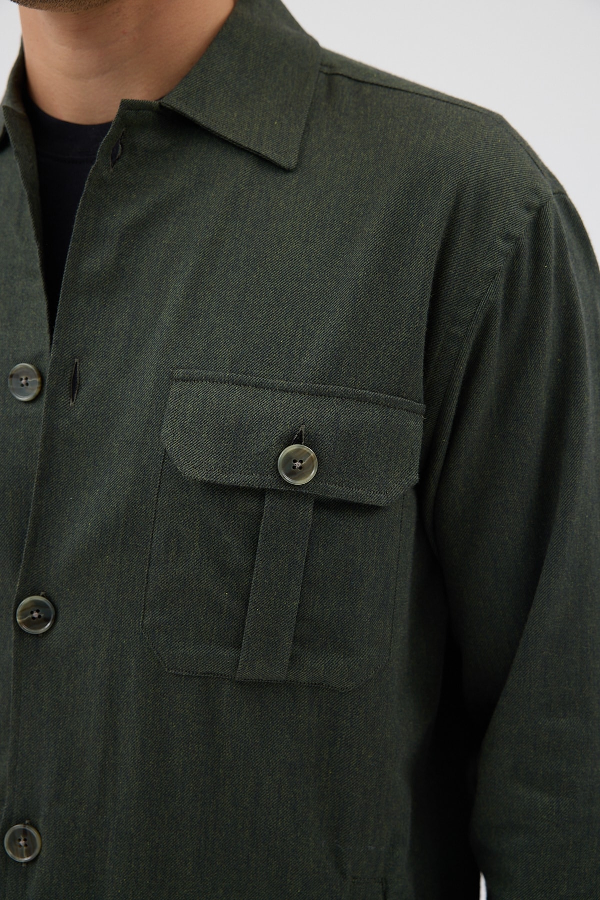 Yeşil Cepli Tailored Fit Erkek Gömlek Ceket