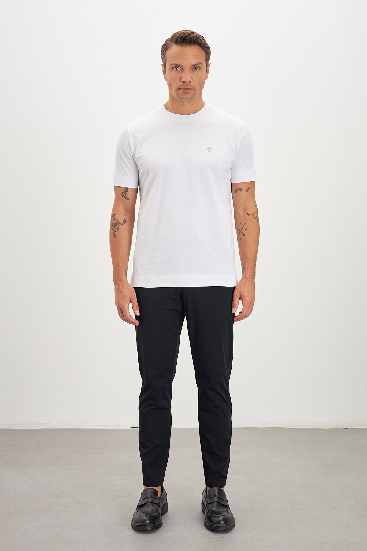 Bisiklet Yaka Basic %100 Pamuk Comfort Fit Logo Baskılı Erkek T-Shirt