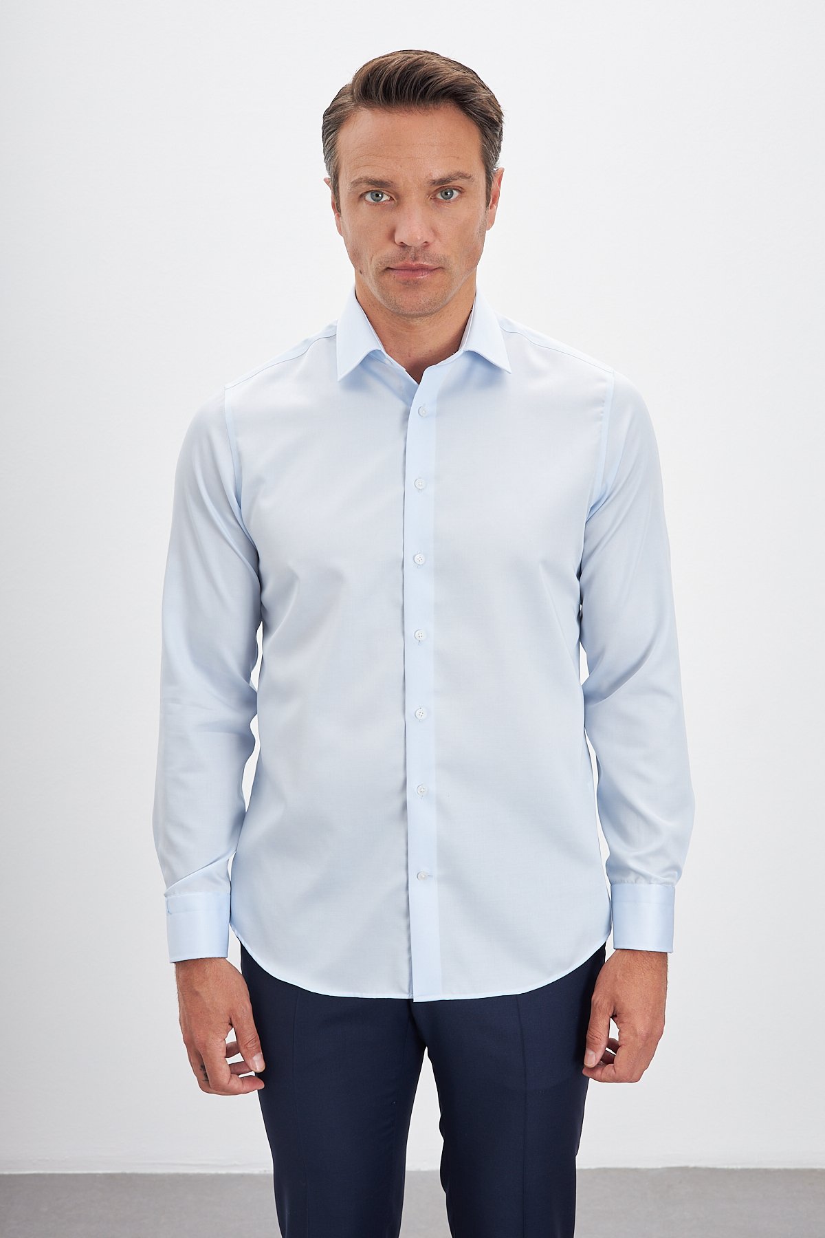 Ütü Gerektirmeyen %100 Pamuk Non Iron Klasik Yaka Saten Erkek Gömlek - Mavi