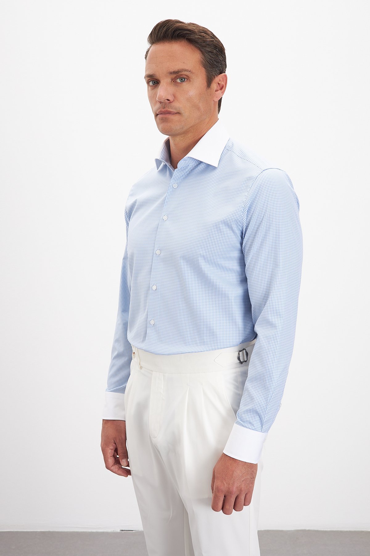 Beyaz İtalyan Yaka %100 Pamuk Comfort Fit Erkek Gömlek - Mavi