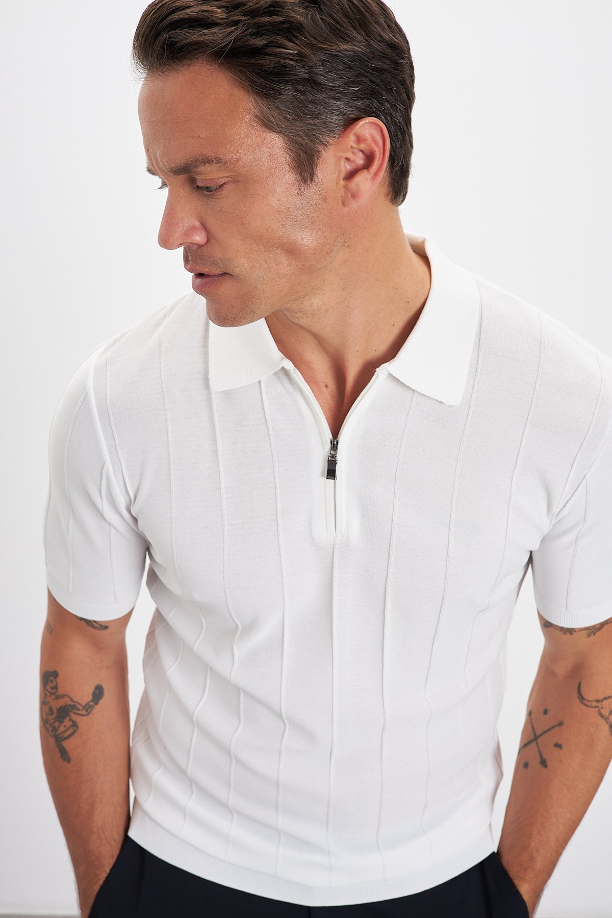Fermuarlı Polo Yaka Çizgi Desenli Triko Erkek T-Shirt