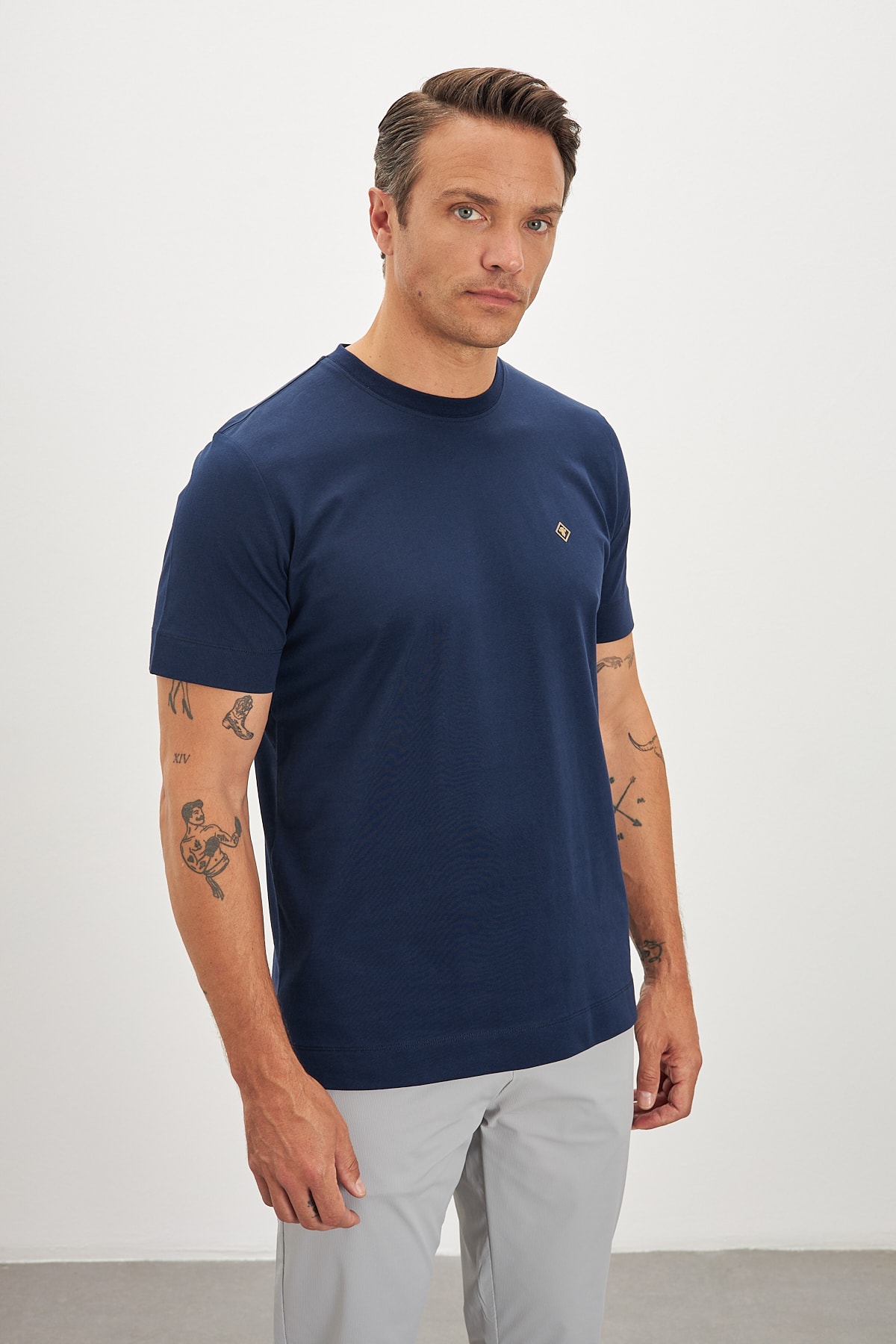 Bisiklet Yaka Basic %100 Pamuk Comfort Fit Logo Baskılı Erkek T-Shirt - Lacivert