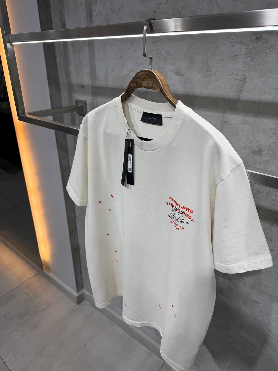 A Luxury Bull Design T-shirt