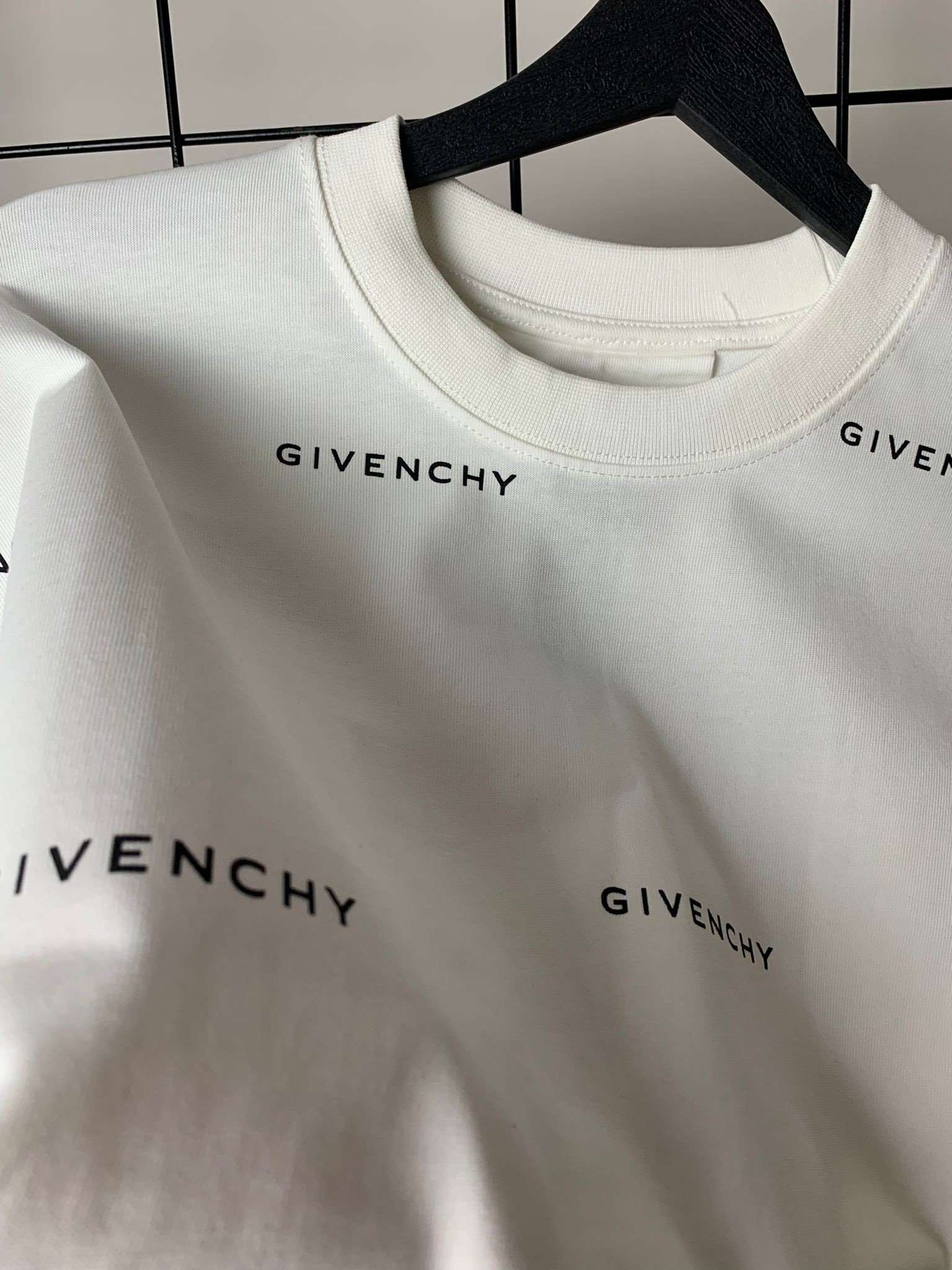 GY New Season Luxury T-shirt