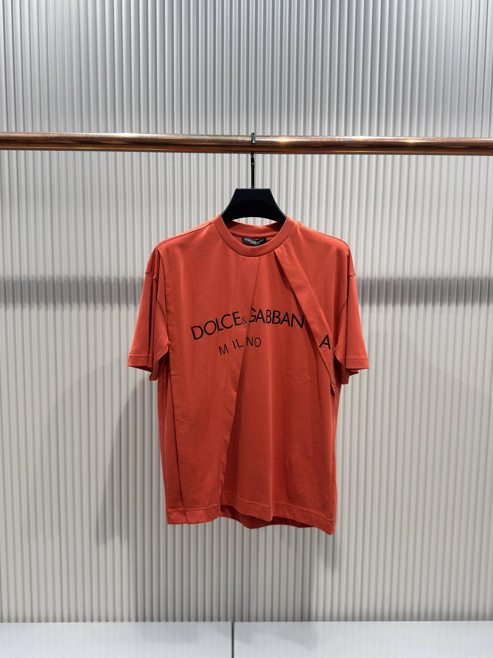 Dg Luxury Pleat Detailed T-shirt - Red