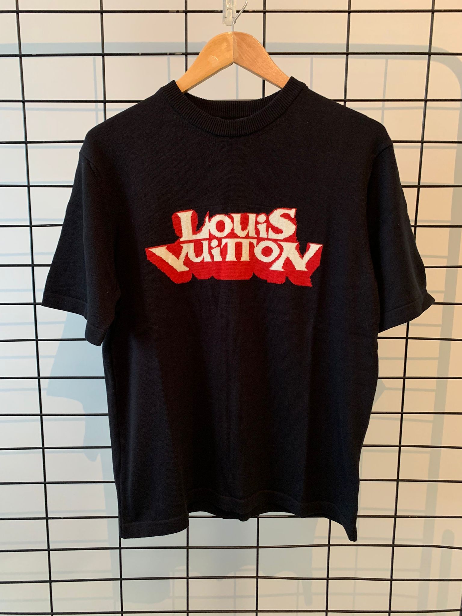 L New Season Luxury T-shirt