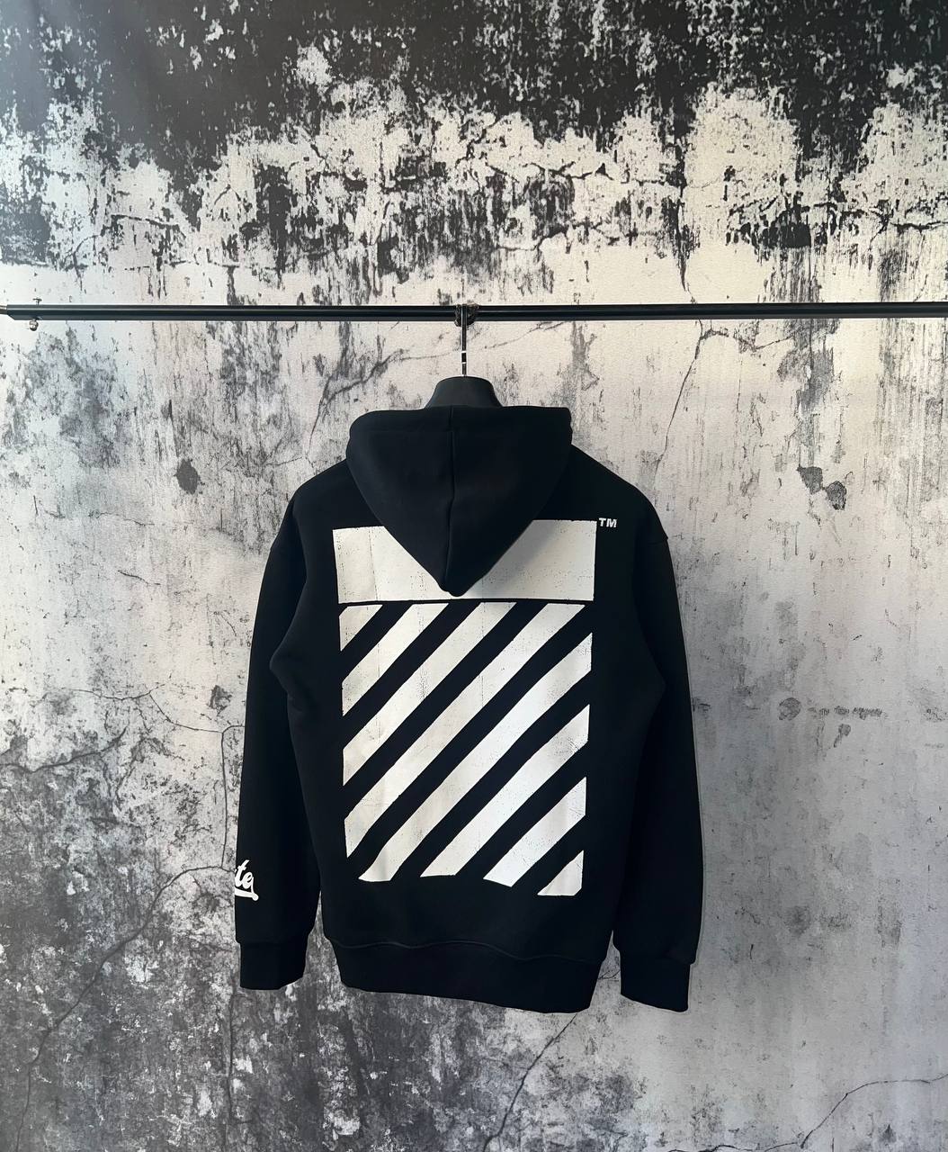 O-W Luxury Printed Black/White Hoodie