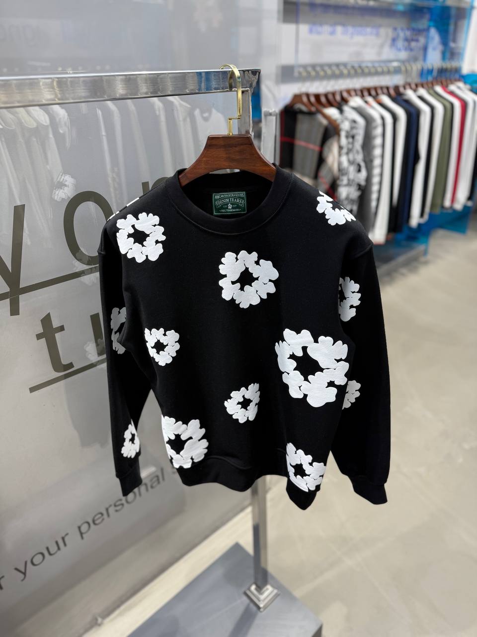 DT Luxury Classic Print Sweatshirt - Black