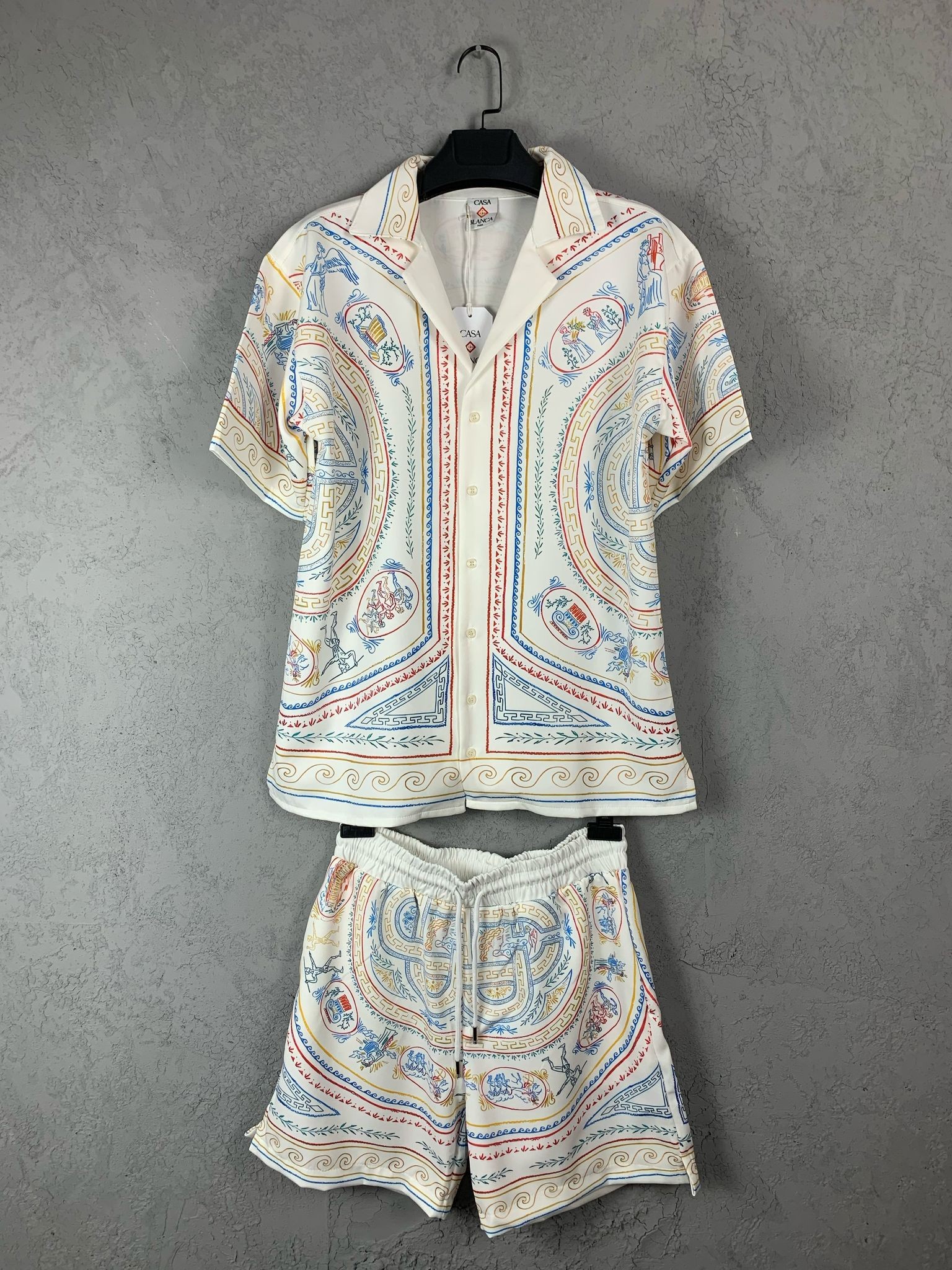 CB New Season Luxury Special Design Colourful T-Shirt / Shorts Set