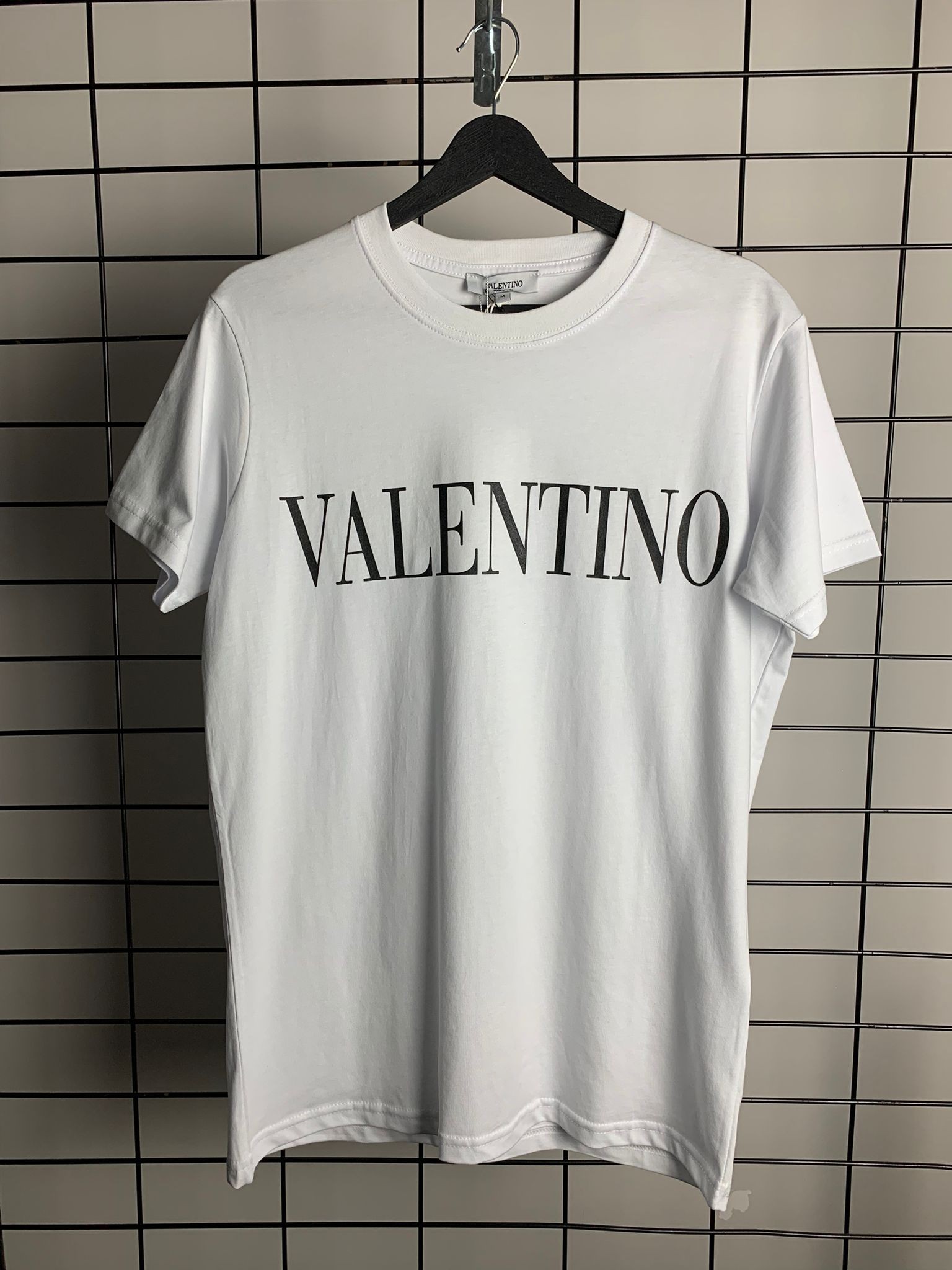 VL New Season Luxury T-shirt