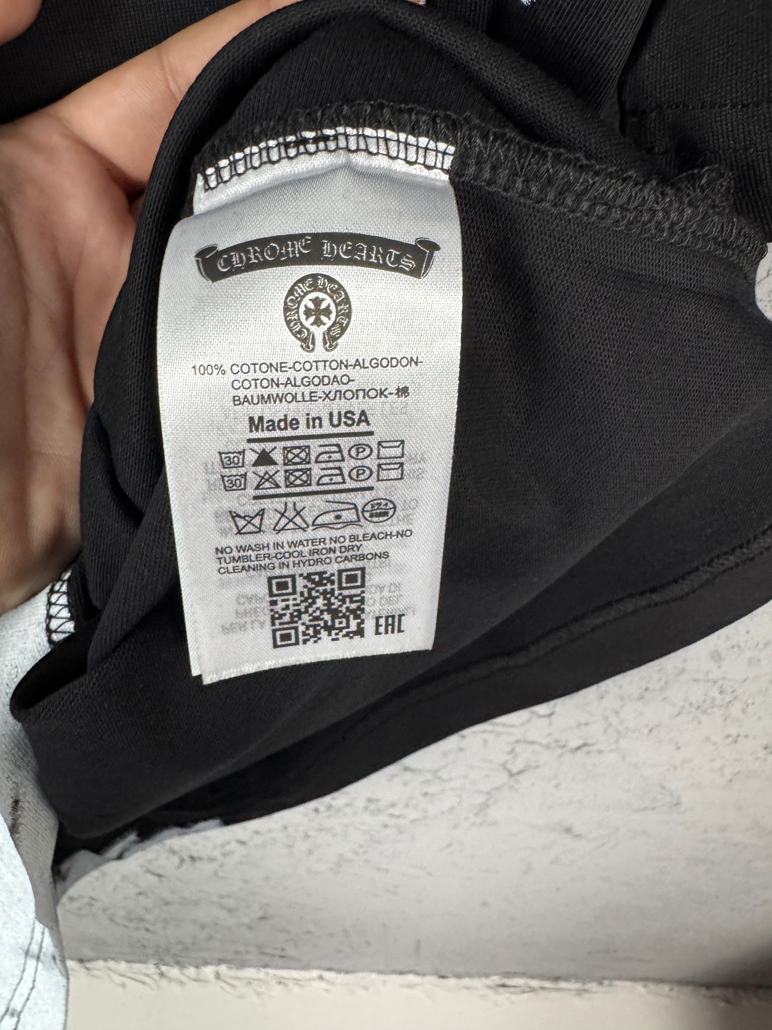 CH Luxury Logo Print Black & White T-shirt