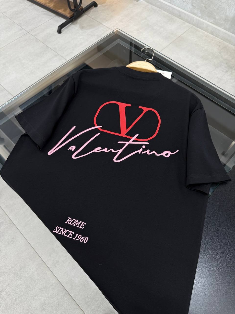 VL New Season Luxury T-shirt