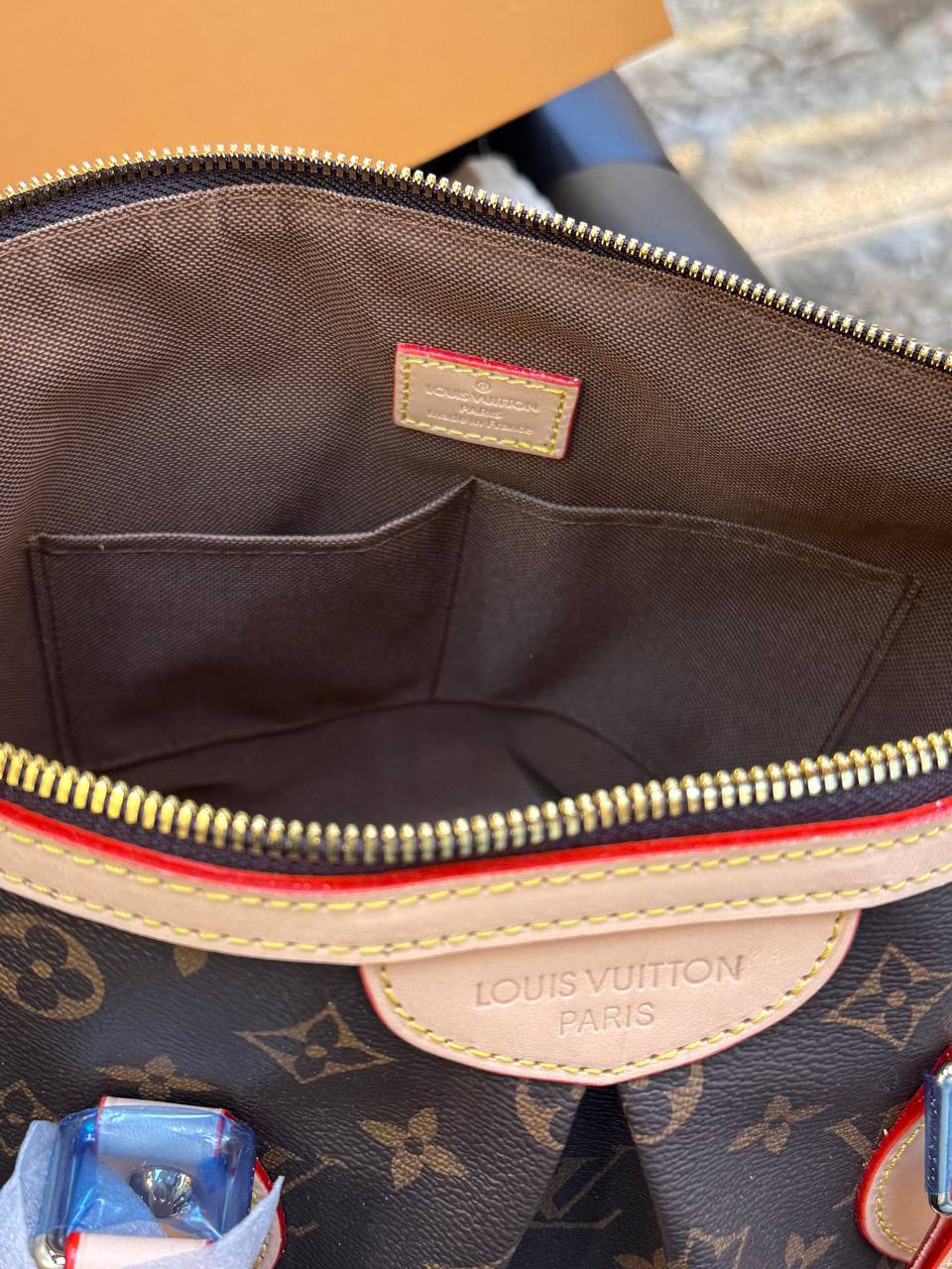 L Premium Classic Logo Bag